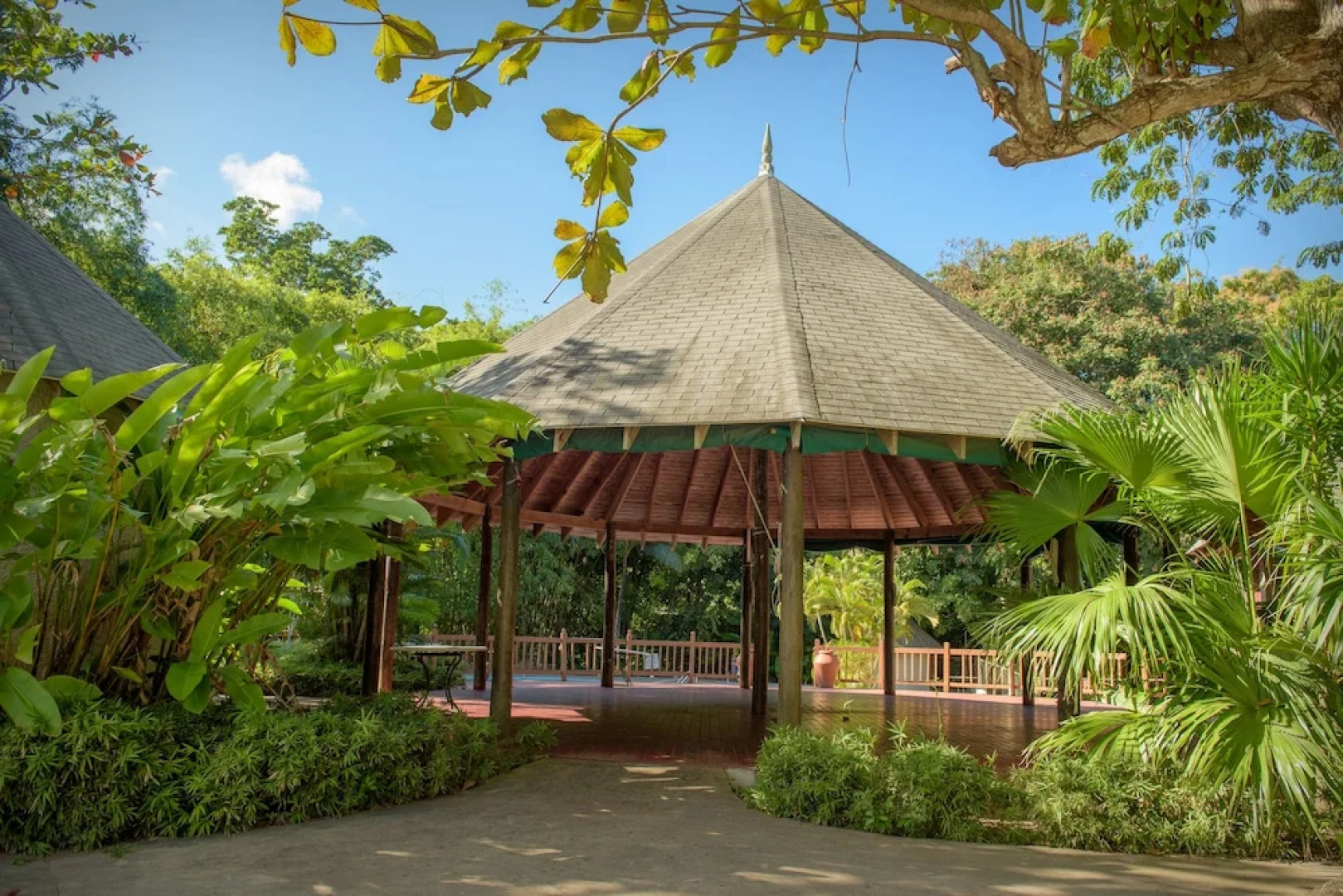 Tropical Escape Villa - 3 Bedroom