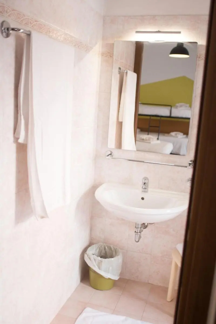 UniHò Hostel