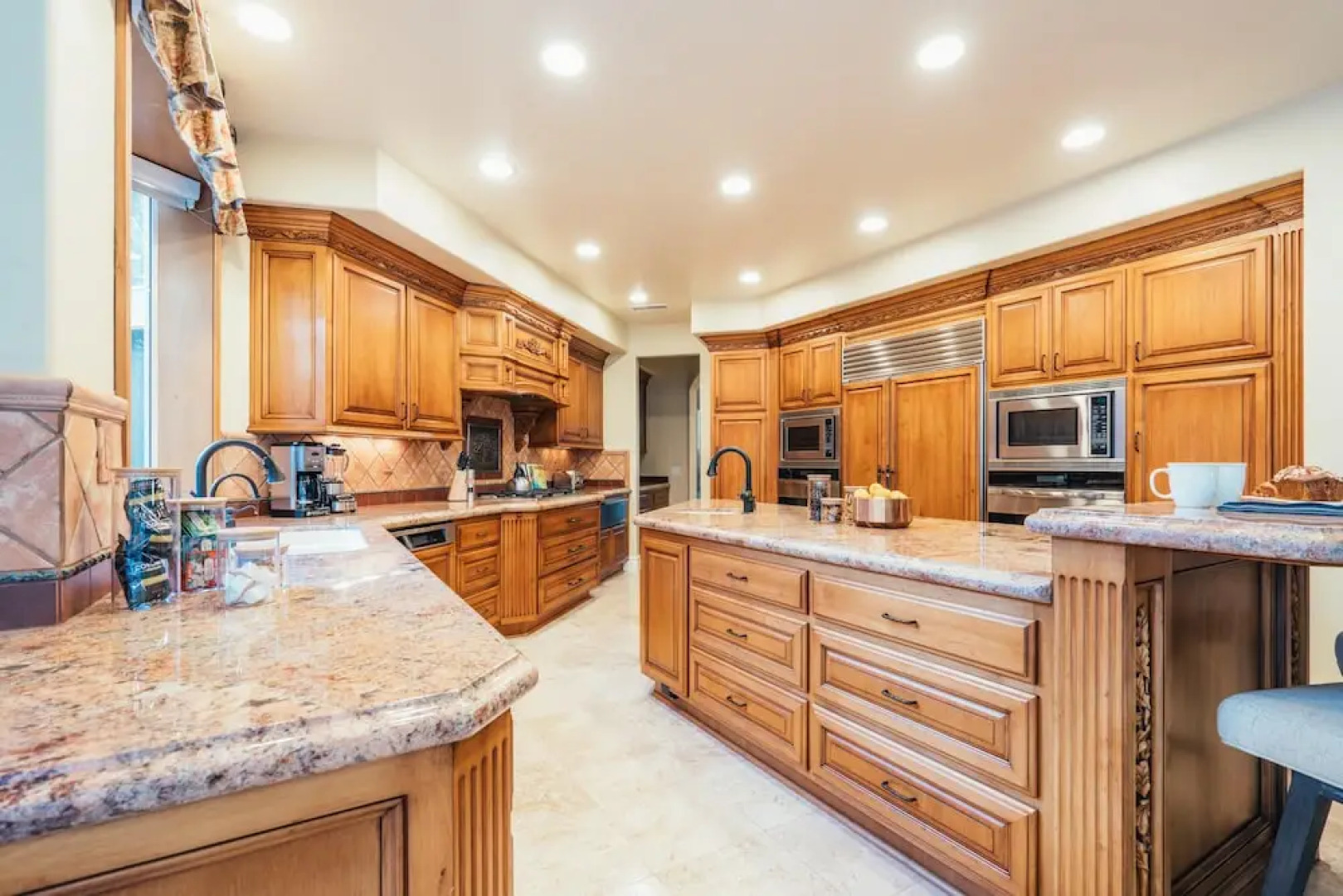 Oak Manor - Callaway