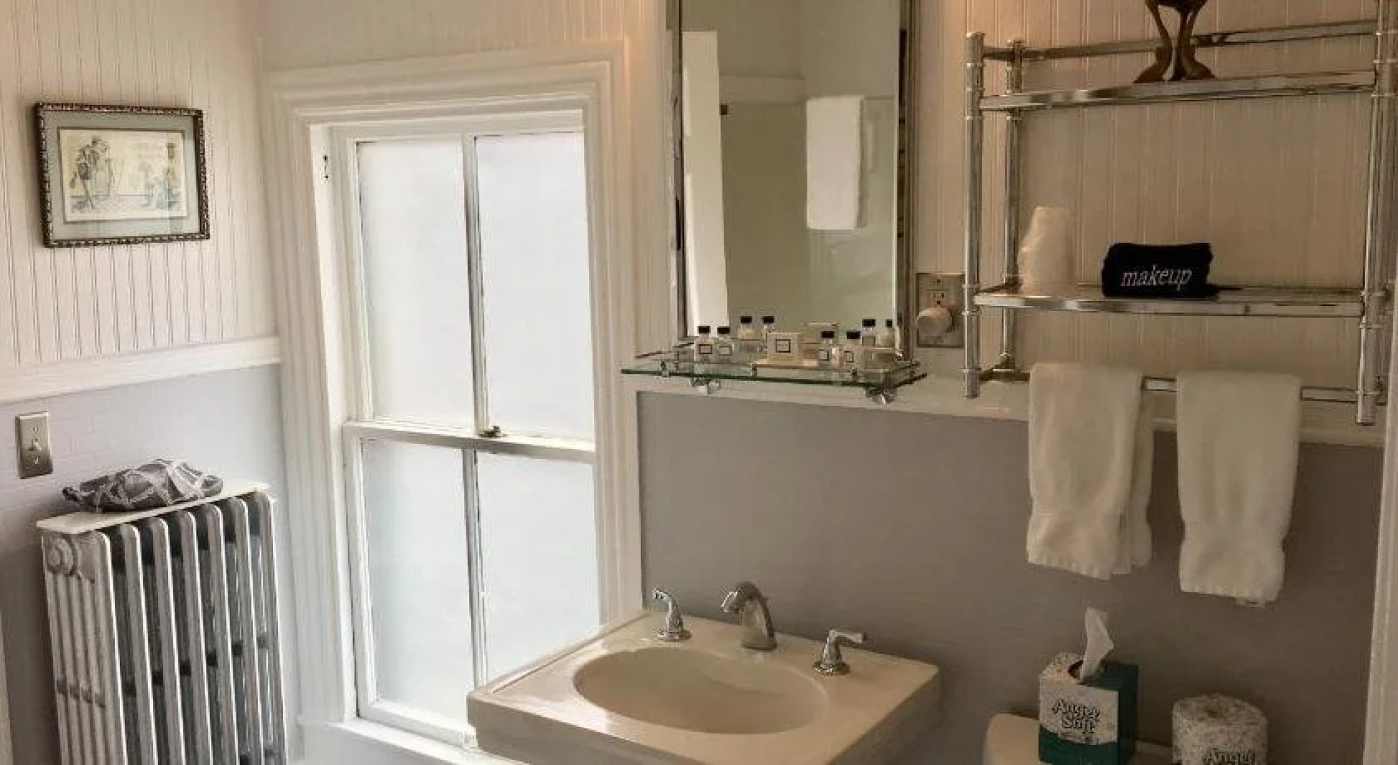 Queen Vic Guest House Provincetown Adults Only