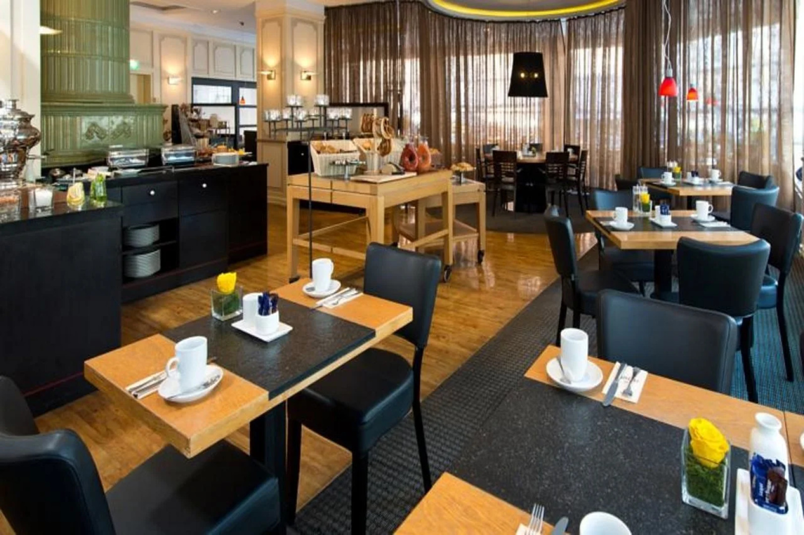 Отель The Q - Quadro City Hotel