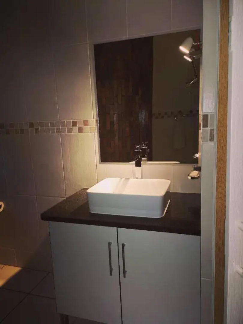 AAA Rose Garden Guesthouse