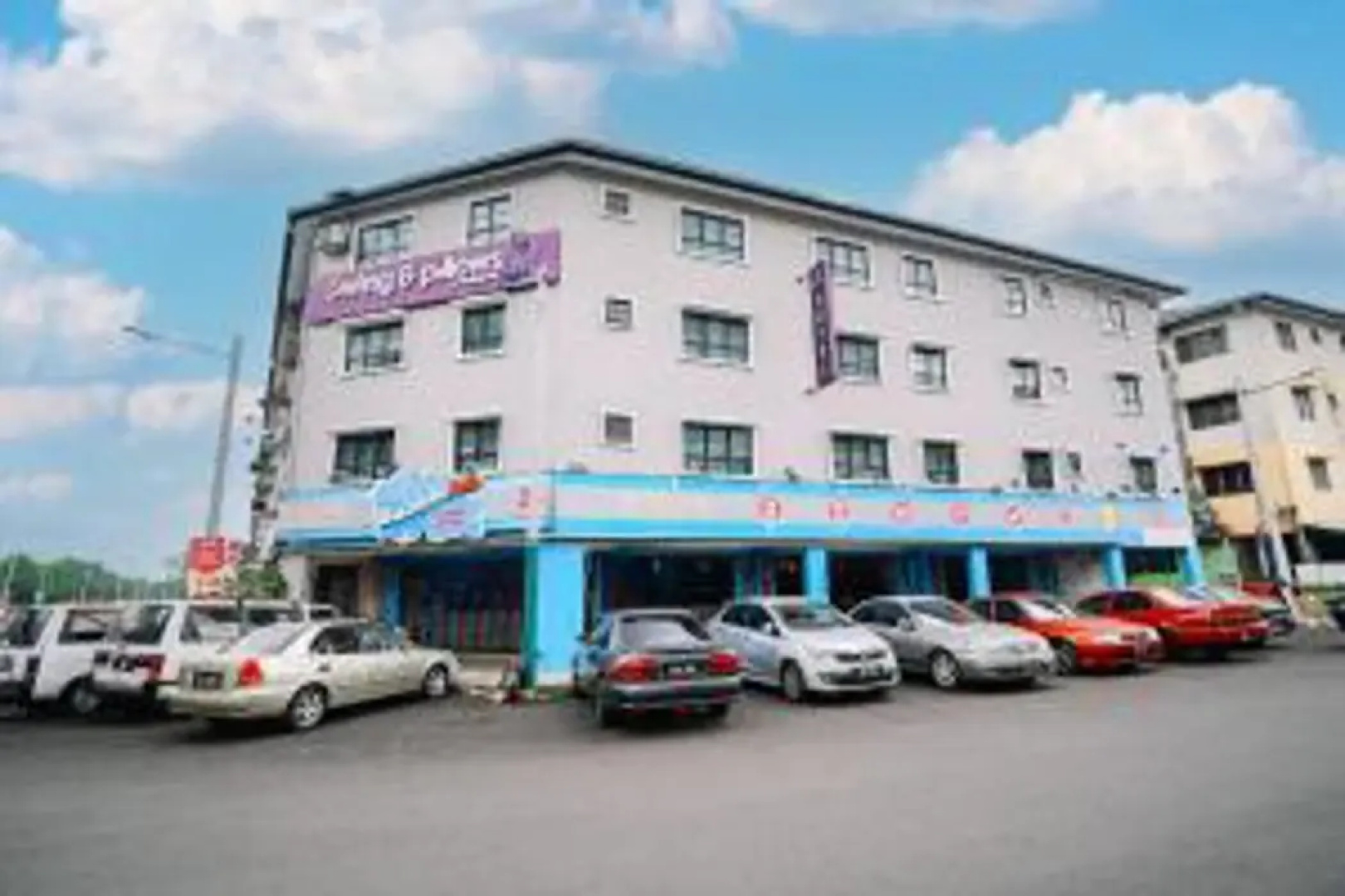 GS Golden Star Hotel