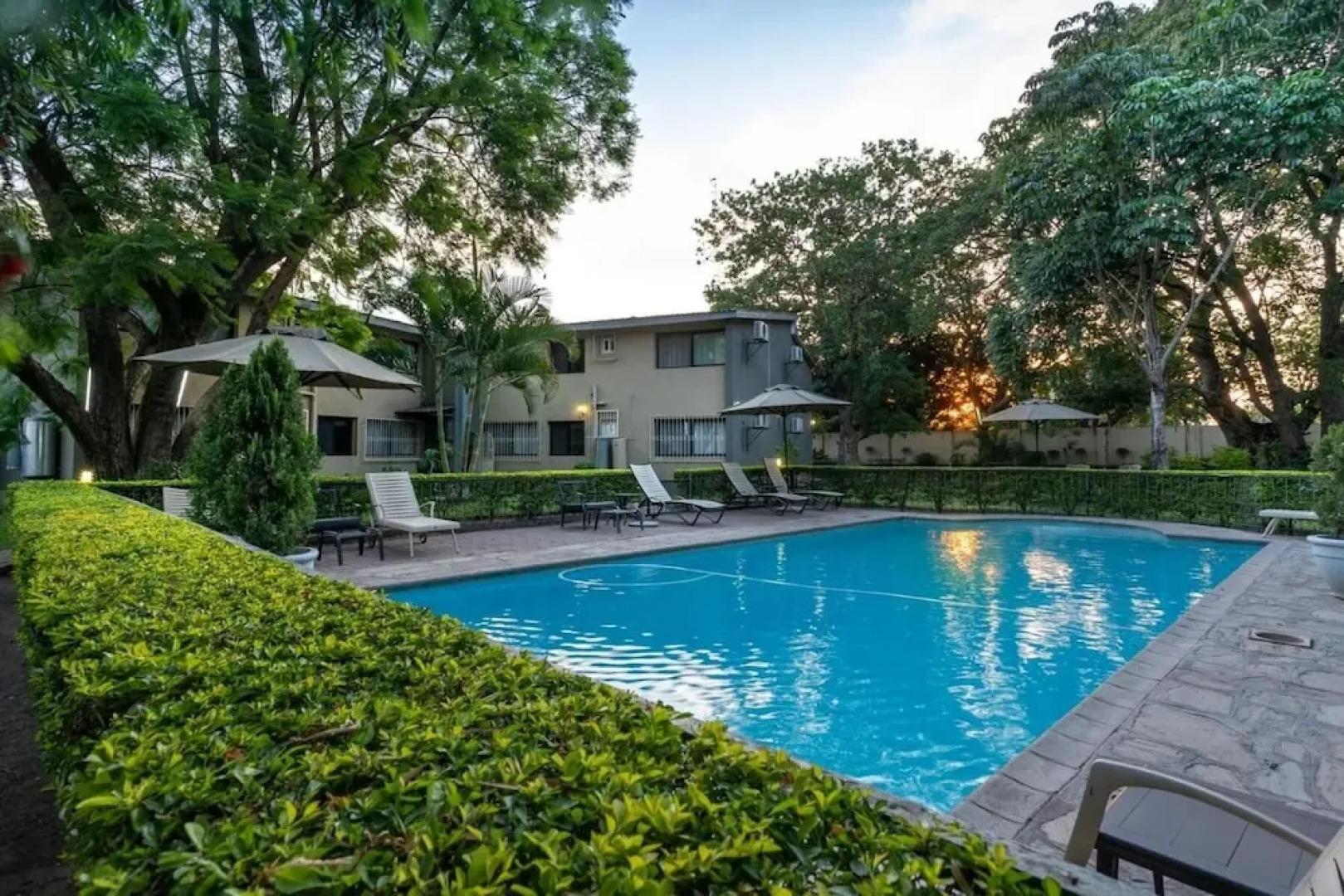 Fallsway Apartments Louden Court