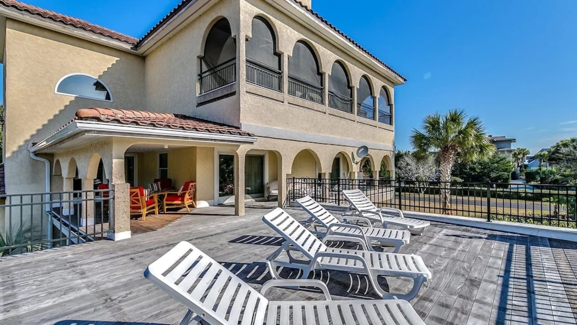 Relax And Enjoy This Idyllic Mull Cottage - Just Steps To The Beach! 6 Bedroom Home by Peace Vacations