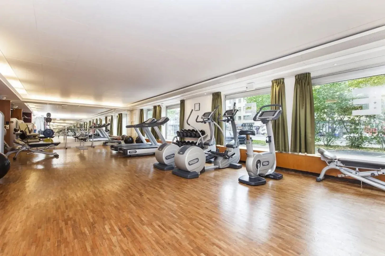 Elite Park Avenue Hotel