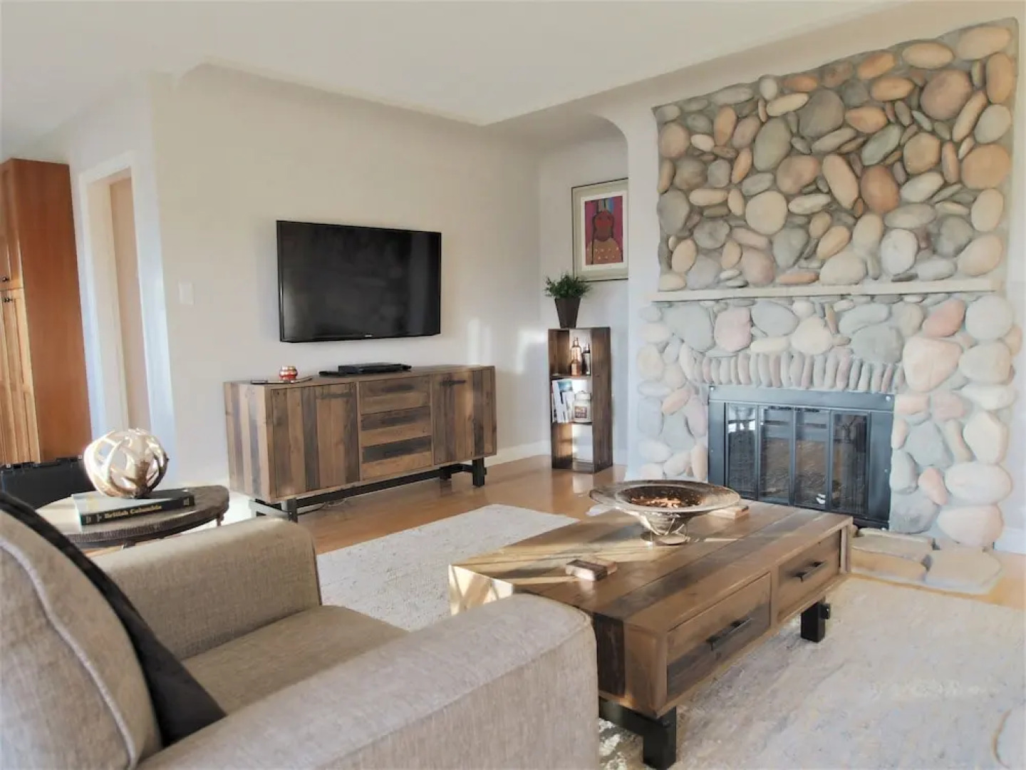 Naramata Bench 3 3 Bedrooms 1.5 Bathroom Home