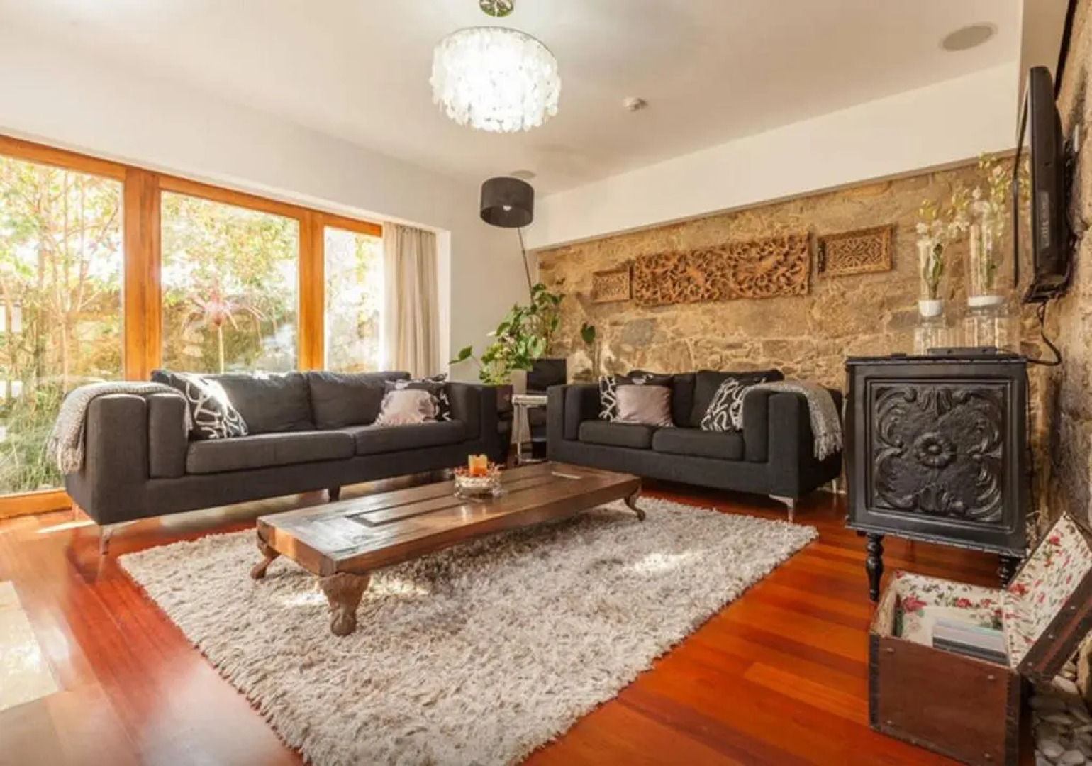 House with 5 bedrooms in Braga with wonderful mountain view private pool enclosed garden 30 km from the beach