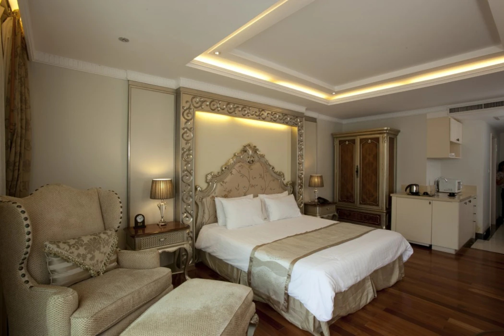 LK The Empress Pattaya