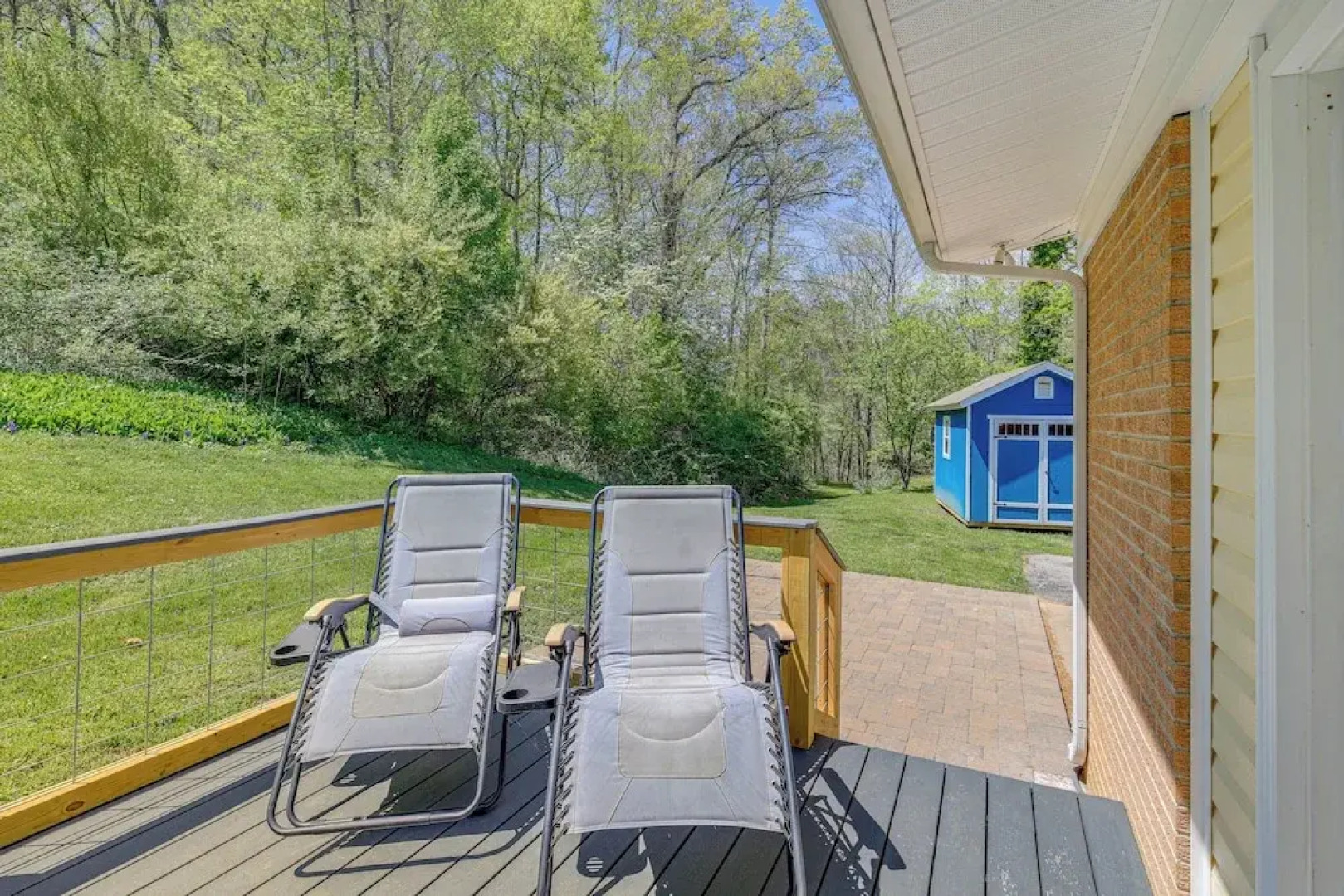 Lakefront Kingsport Home w/ Private Hot Tub!