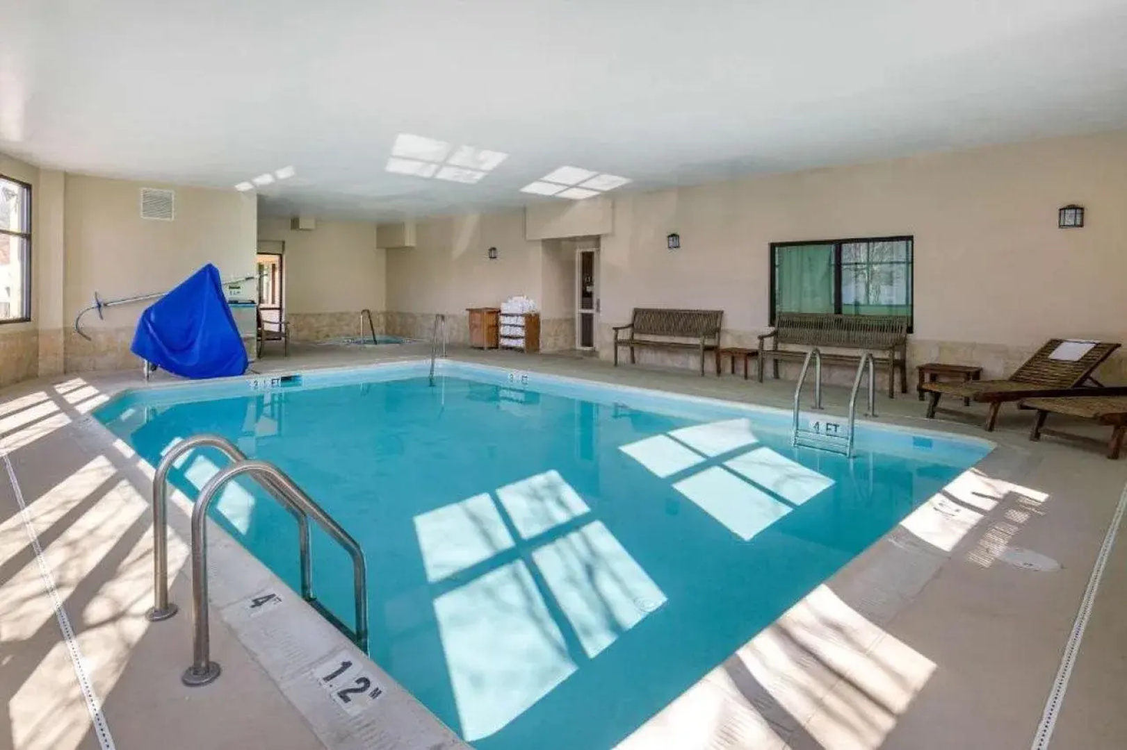 Holiday Inn Express & Suites Leesburg - Historic District by IHG