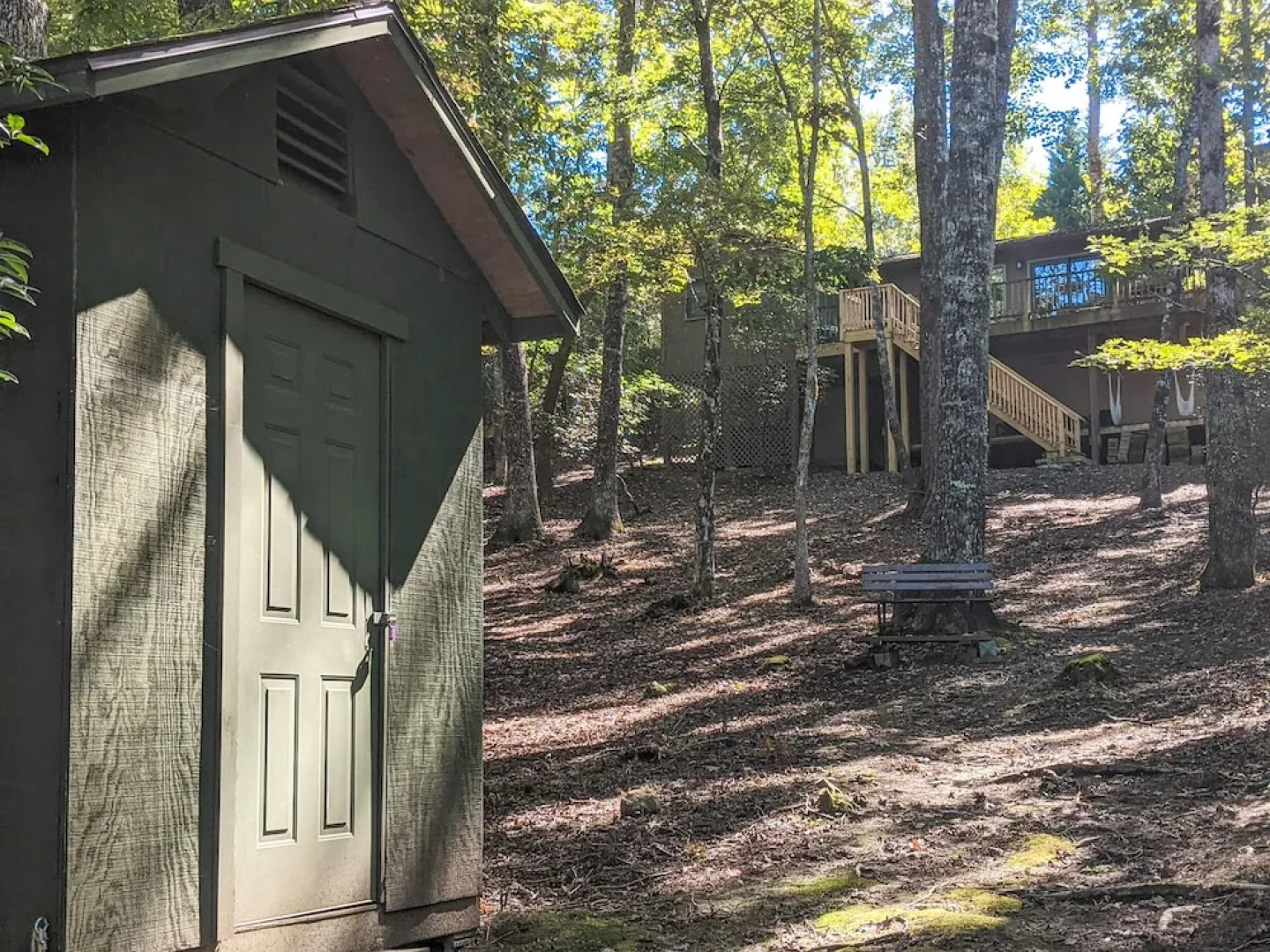 New Listing! The Chocolate W/ Kayaks 2 Bedroom Home