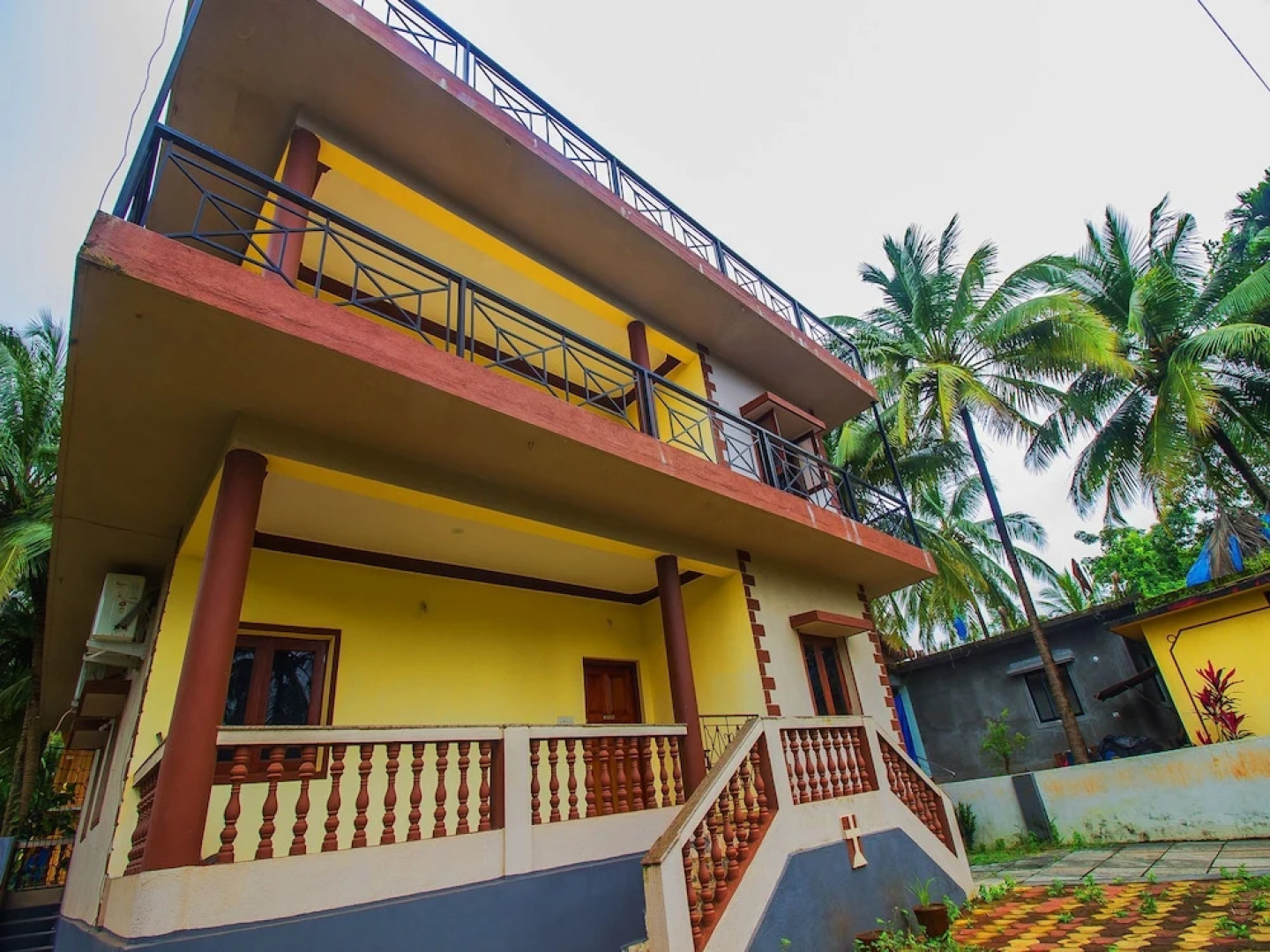 OYO 17112 Home Traditional 2BHK Mandrem