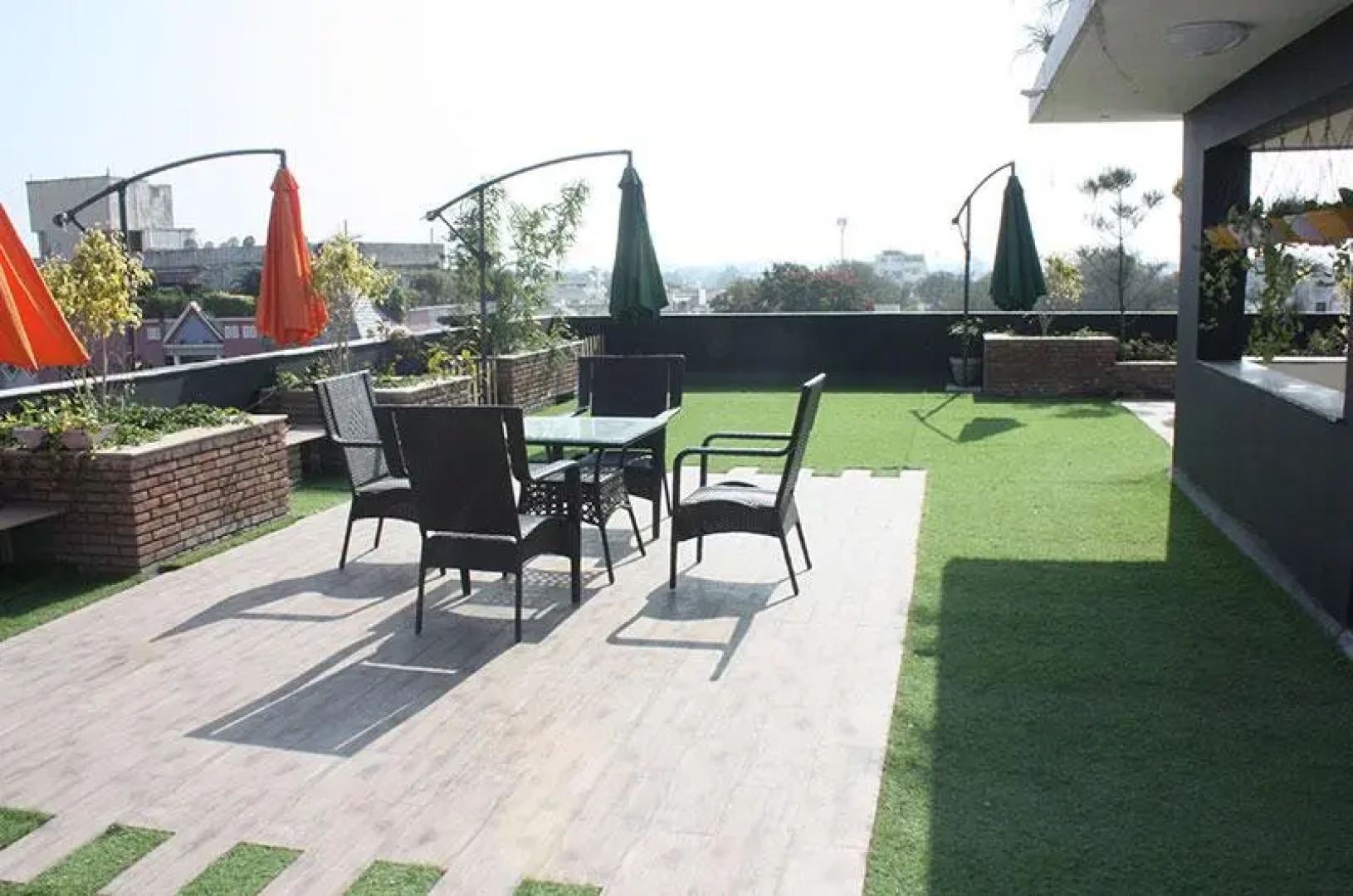 Stay10 Luxury Service Apartment Hotel