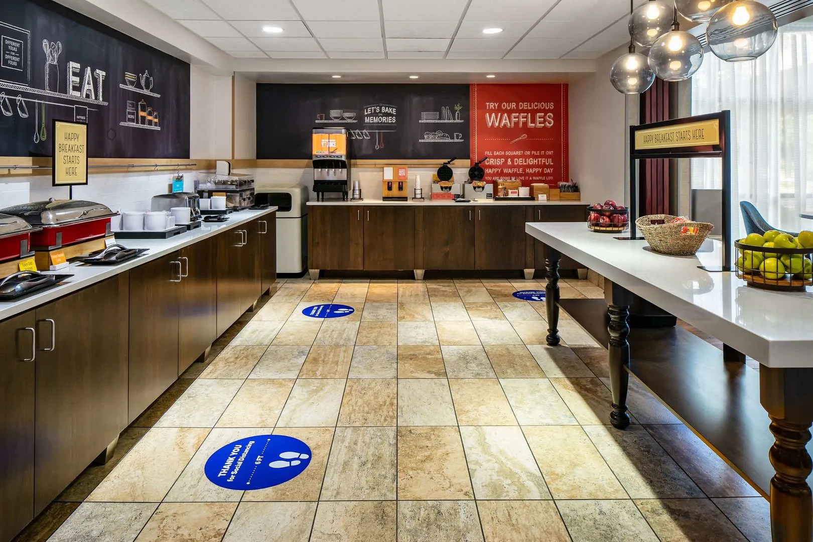 Hampton Inn & Suites West Bend