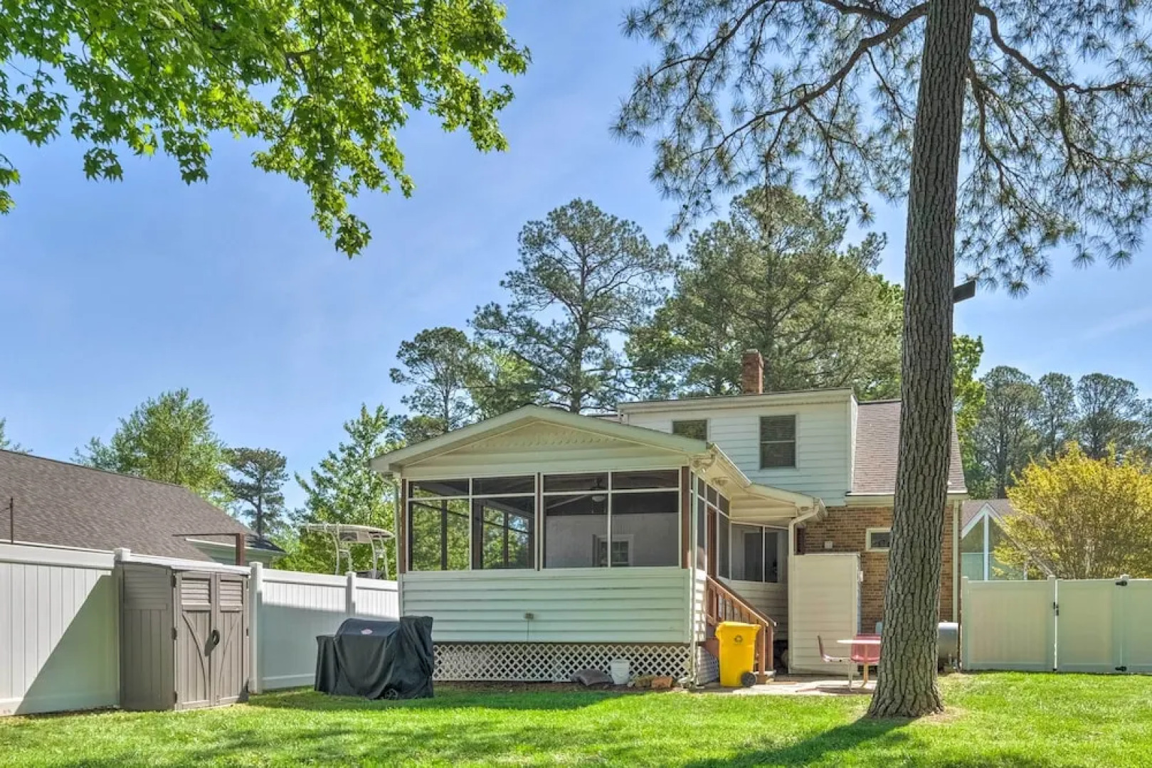 Waterfront North Beach Home ~ 2 Mi to Beach!