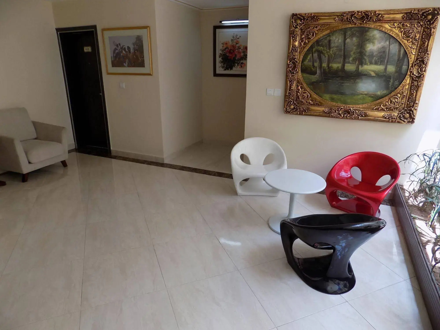 Caravel Suites