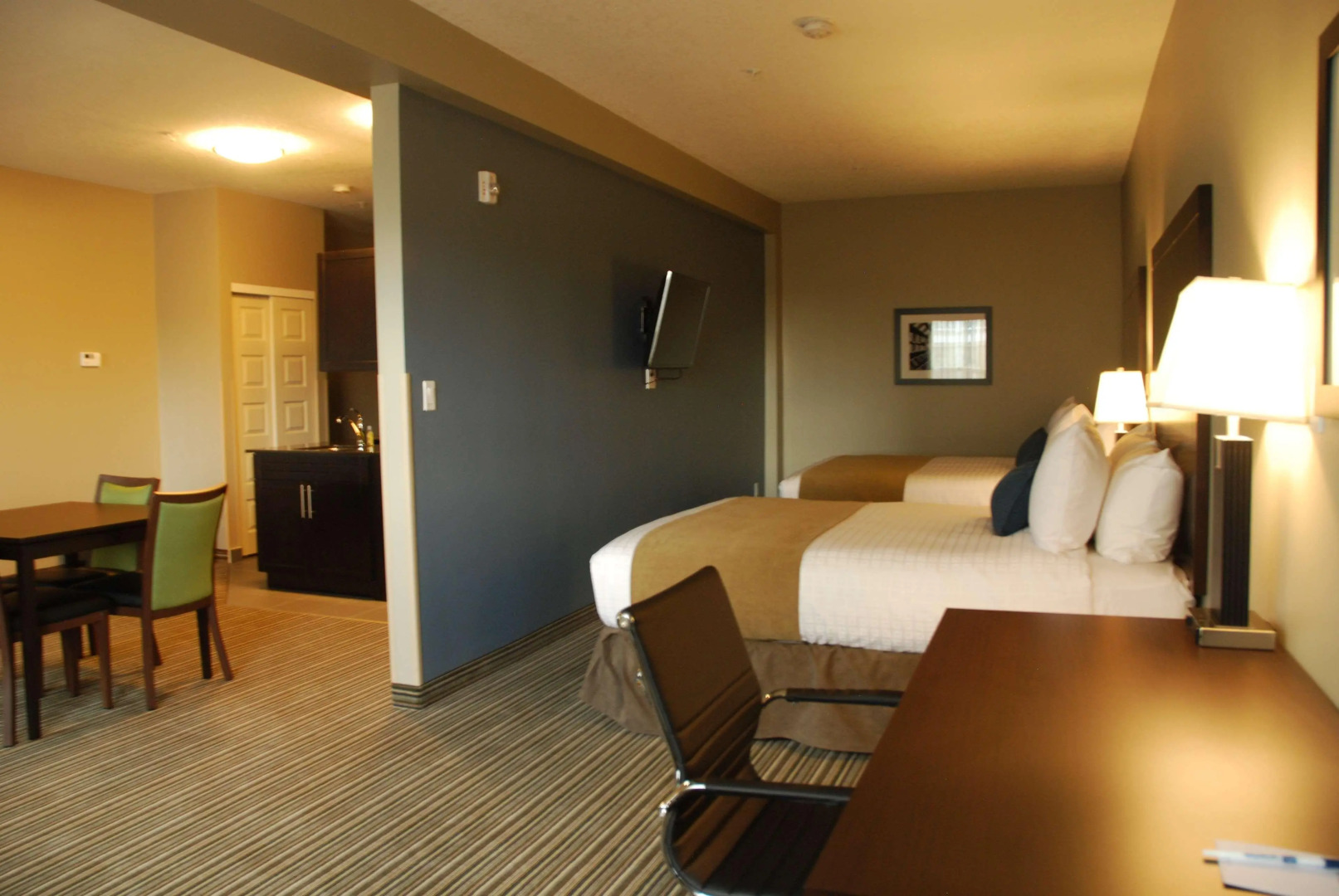 Best Western Plus Fort Saskatchewan Inn & Suites