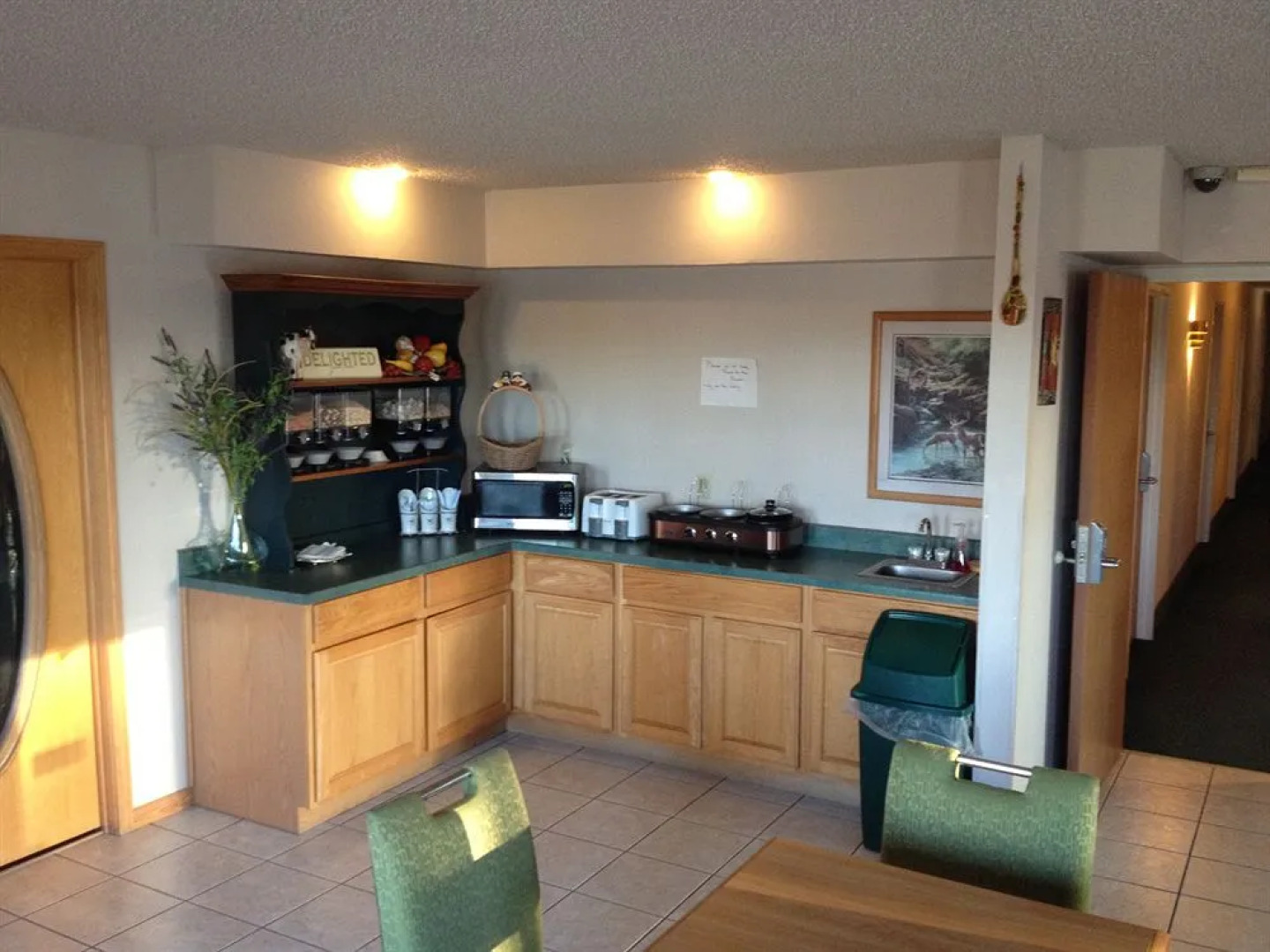 HomeTown Inn By OYO Texhoma, OK