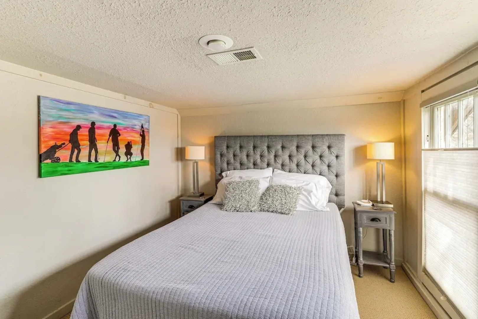 Historic 'hardy House' on Main Street w/ Fire Pit!