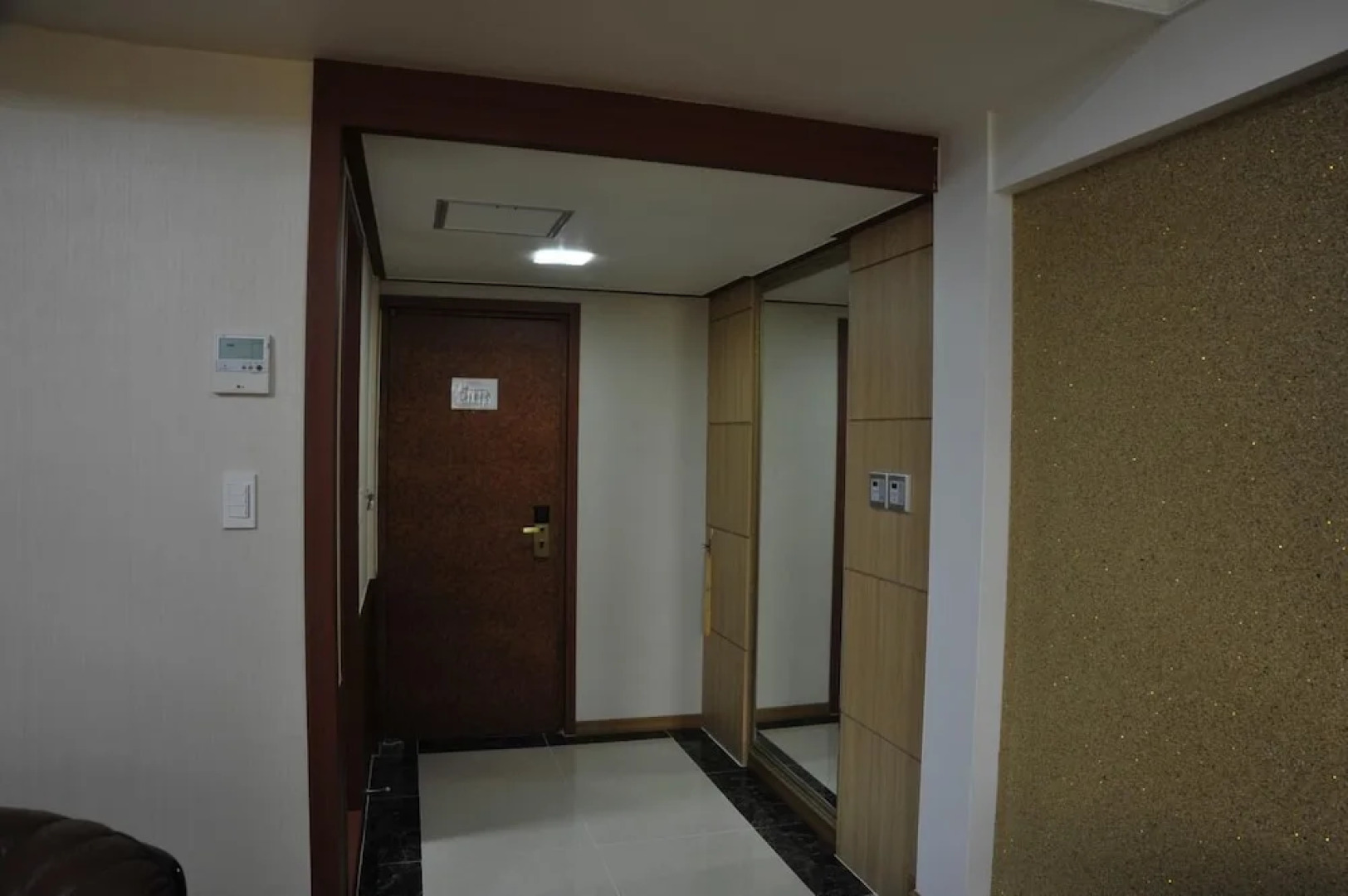 Palace Tourist Hotel