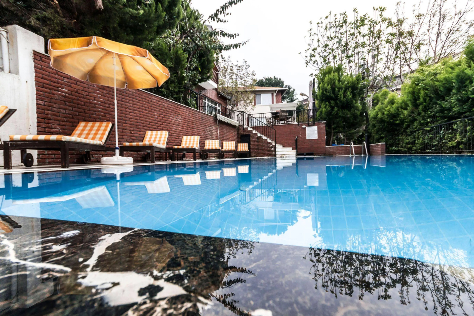 Buyukada Apart Hotel - Karadag Apart
