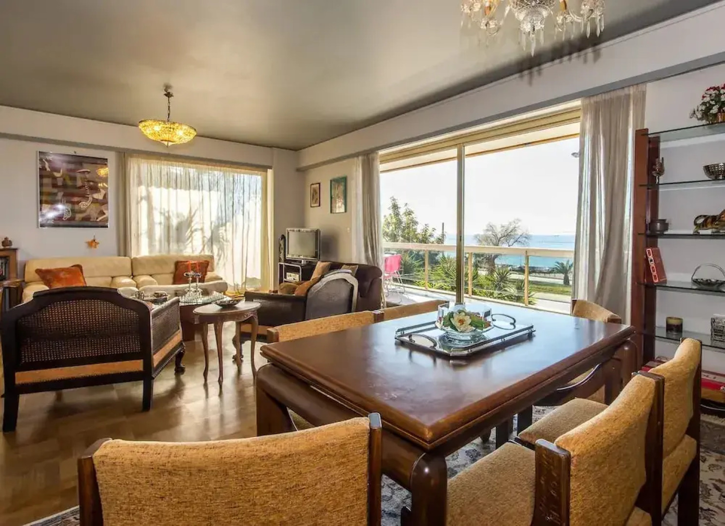 6 persons seaview Athens Riviera