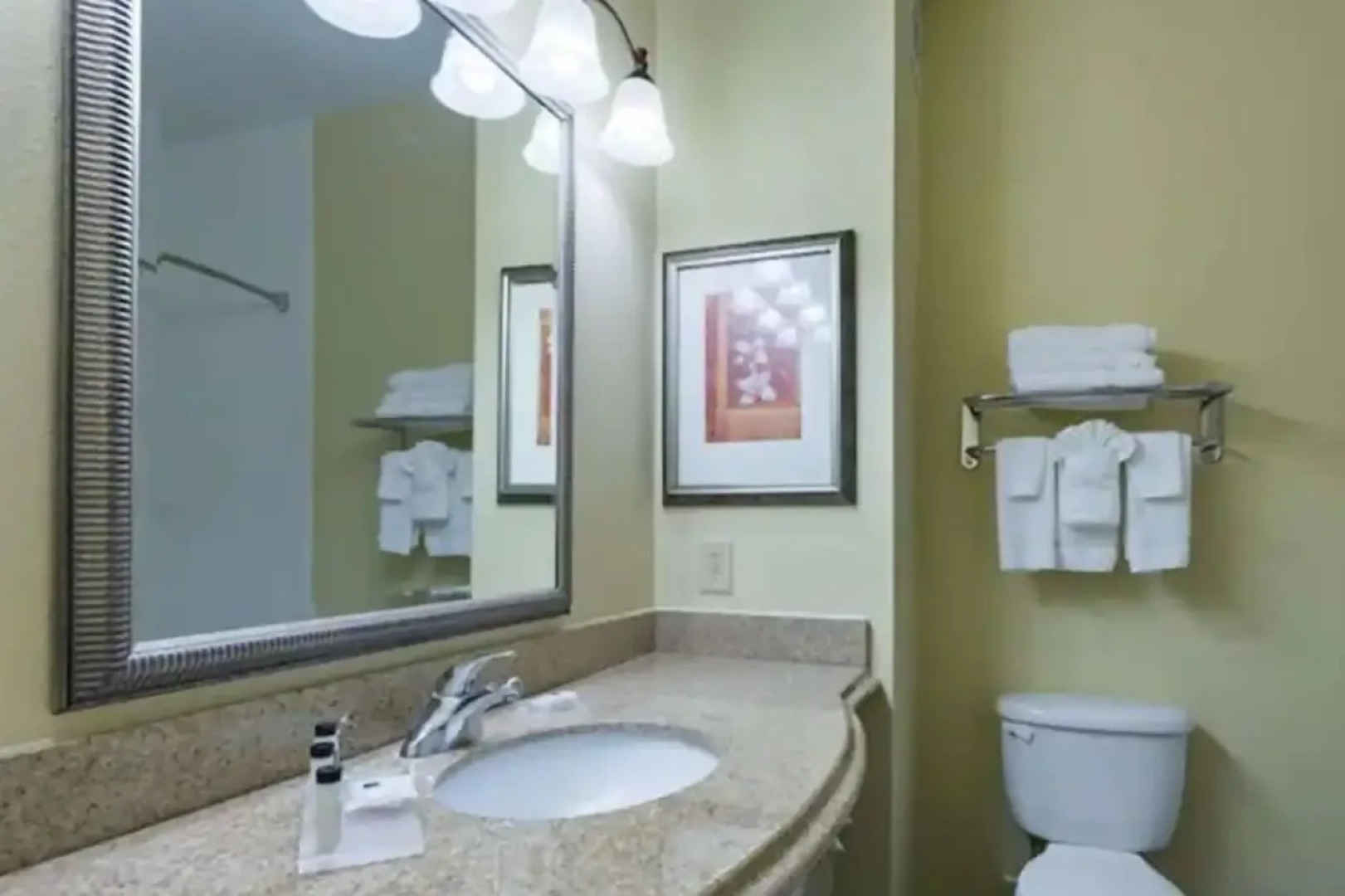 Country Inn and Suites San Marcos