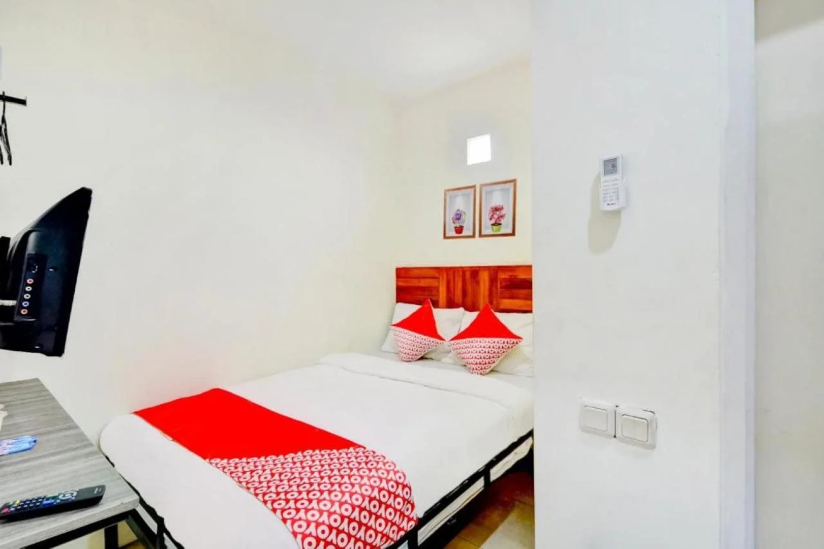 OYO 90048 Teratai Bekasi Guesthouse