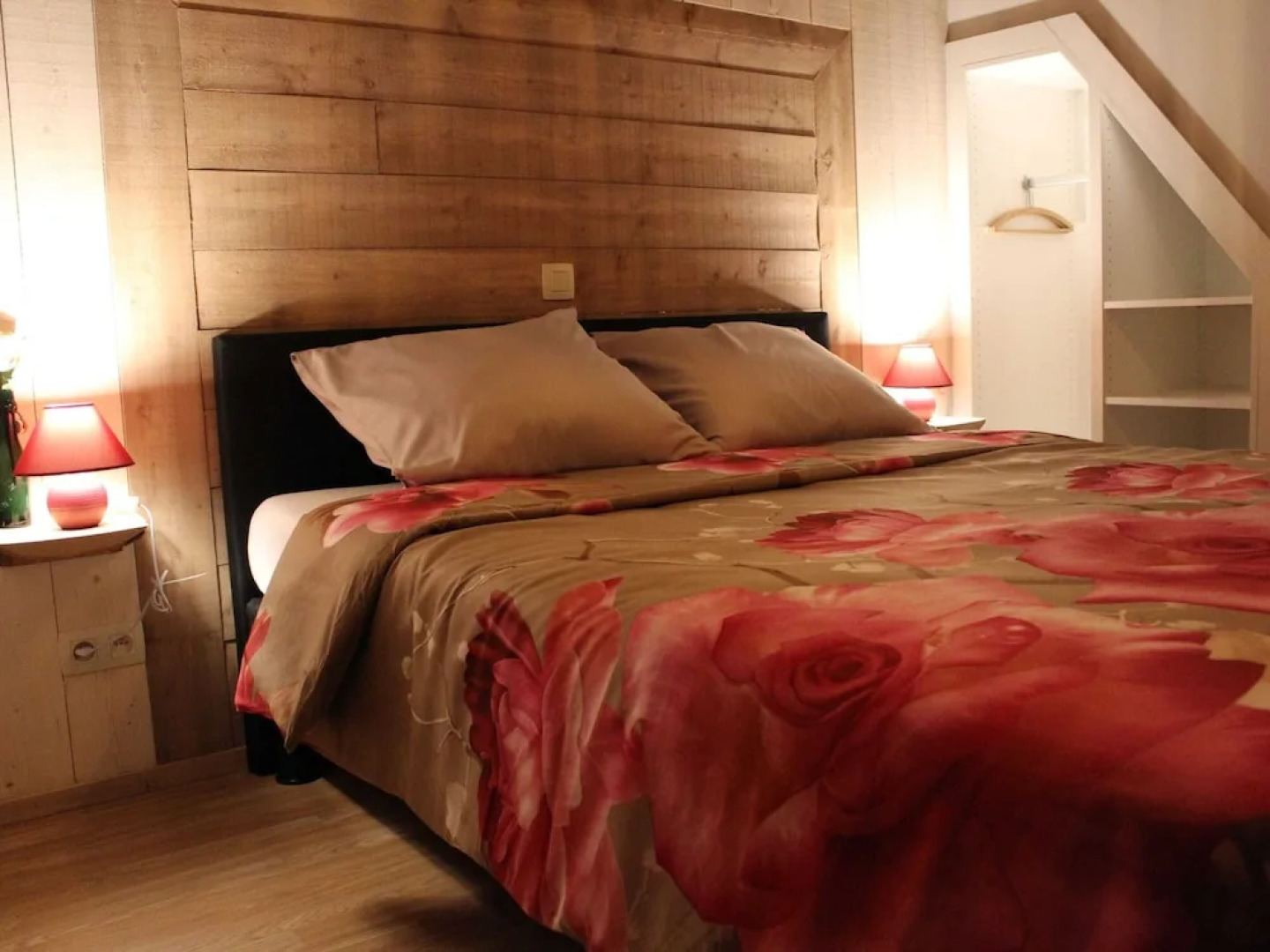 Wonderful Country House With Huge Garden