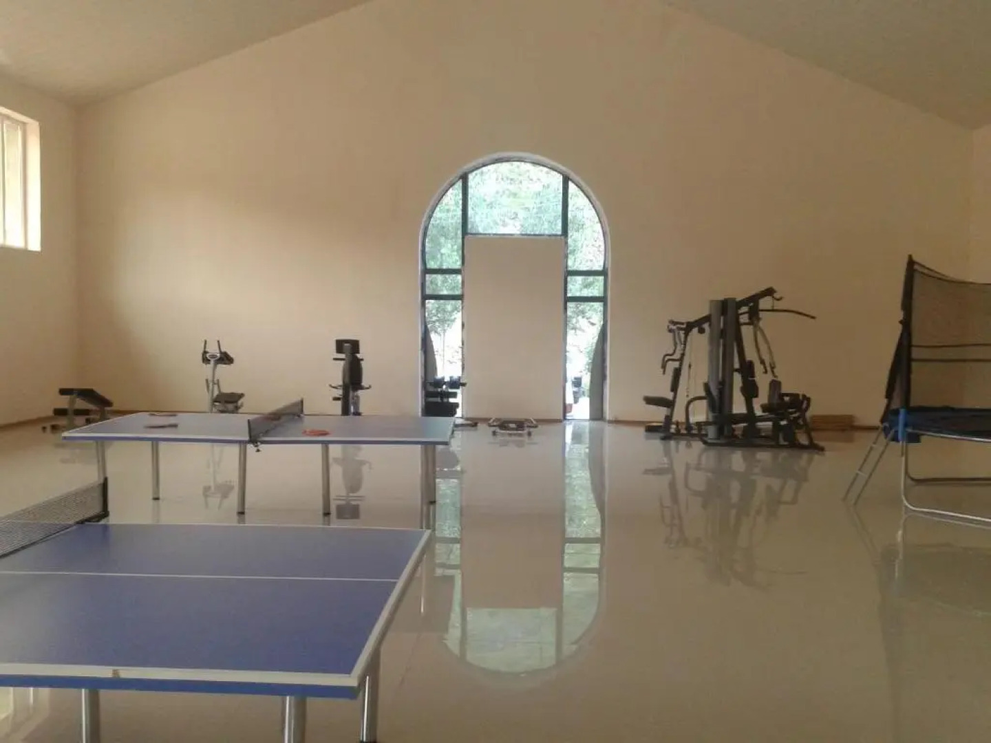 LucyTour Hotel Resort