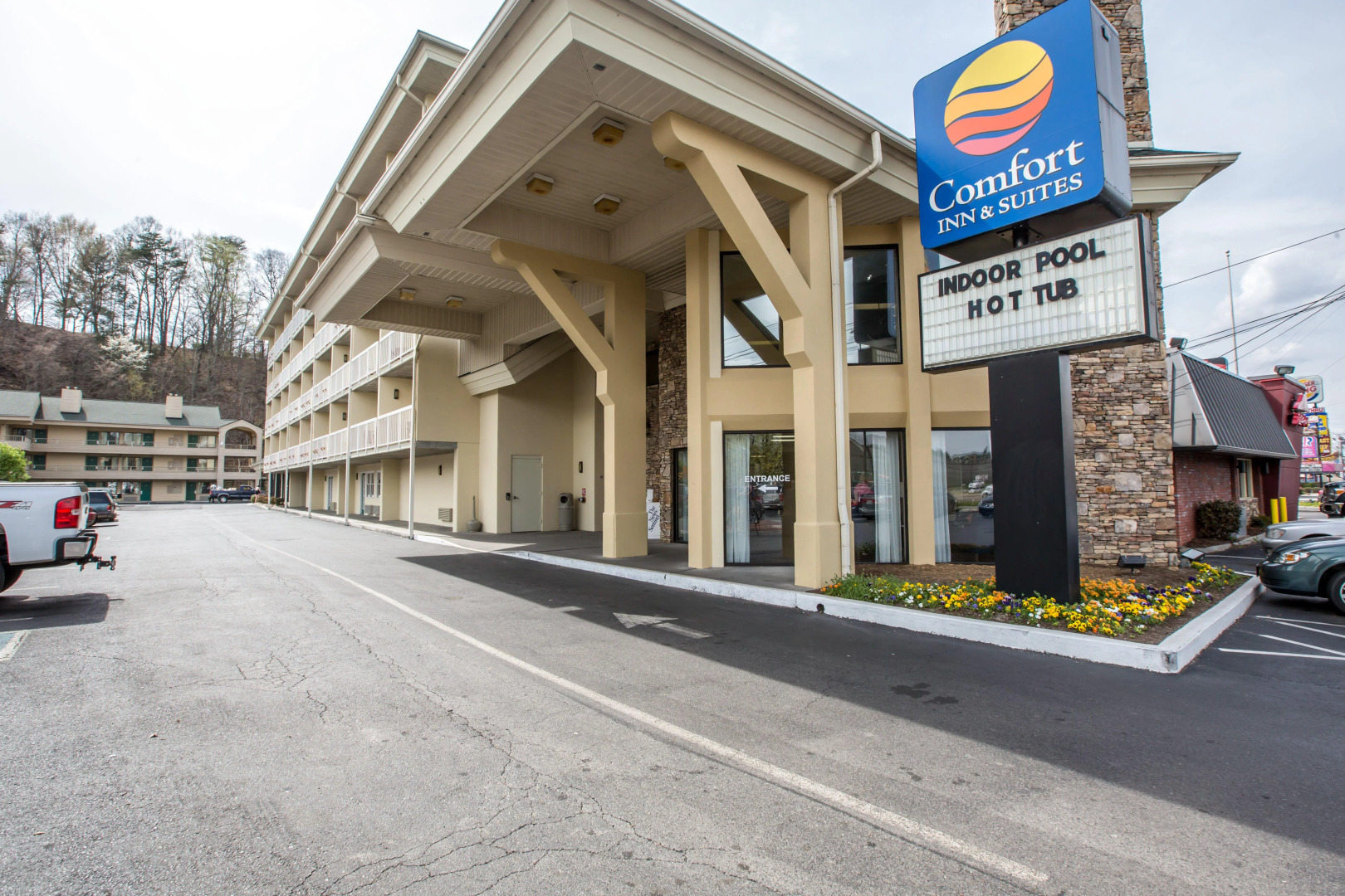 Comfort Inn & Suites At Dollywood Lane