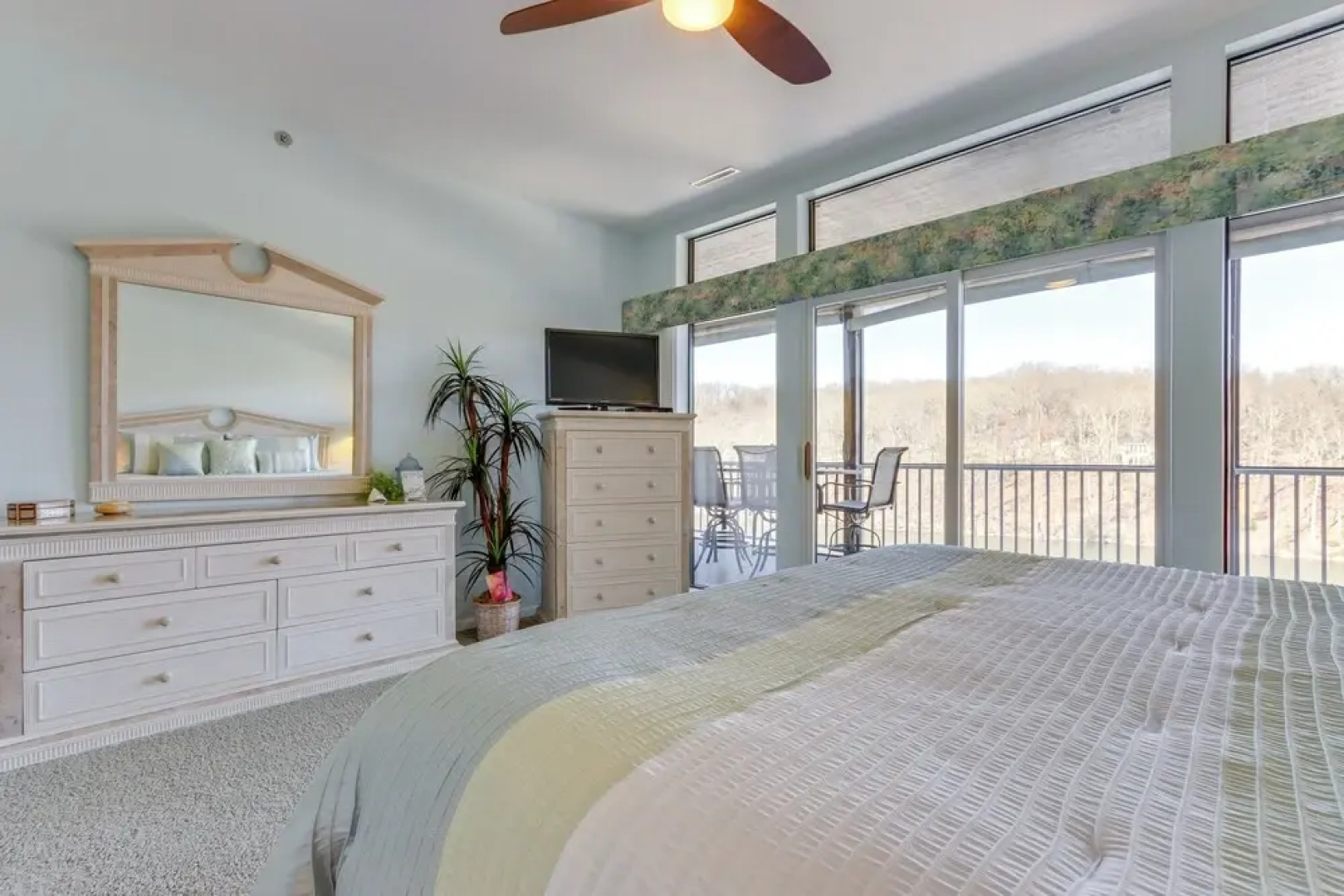 Private Boat Slip: Family-friendly Lazy Days Condo