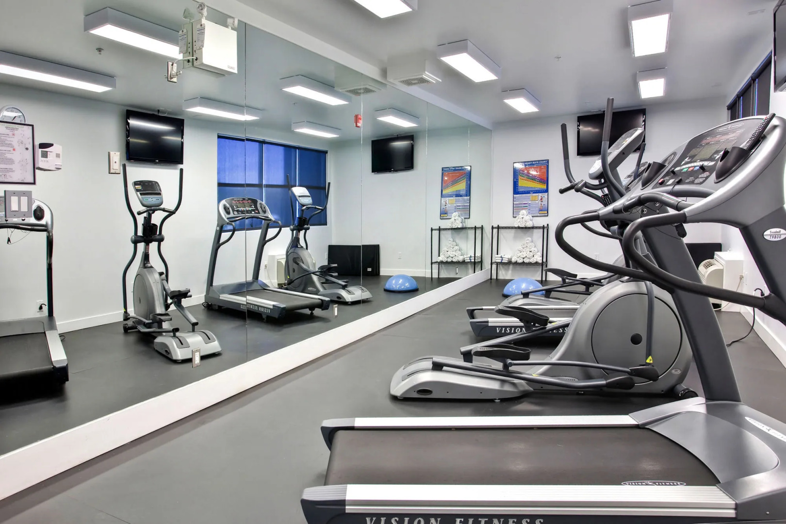 Sandman Signature Prince George Hotel