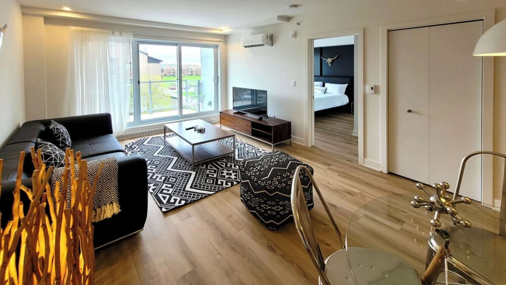 Corporate Stays - Blum