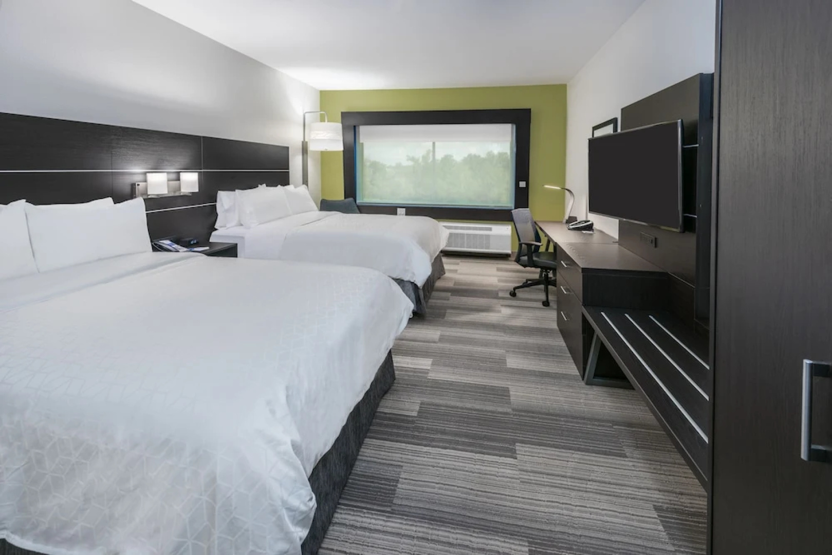 Holiday Inn Express & Suites Bryan