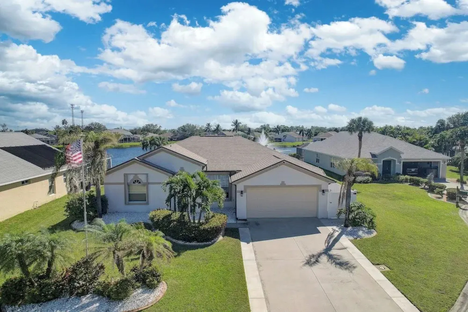 Sunny Fort Myers Home w/ Heated Pool!