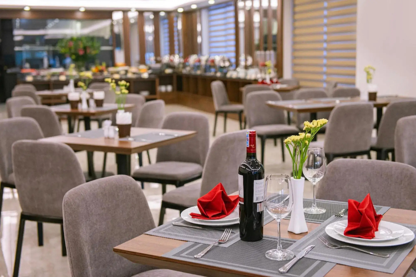 Western Skyline Hotel