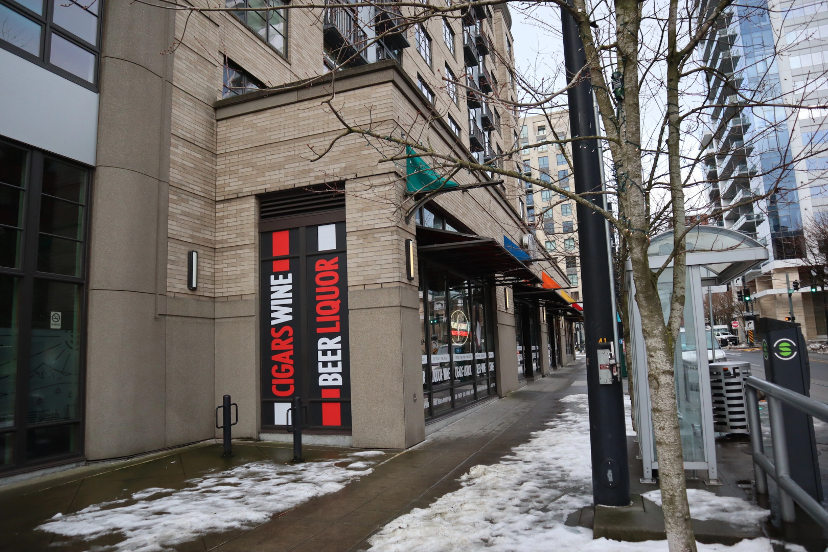 Great spacious Apartment - Downtown Location