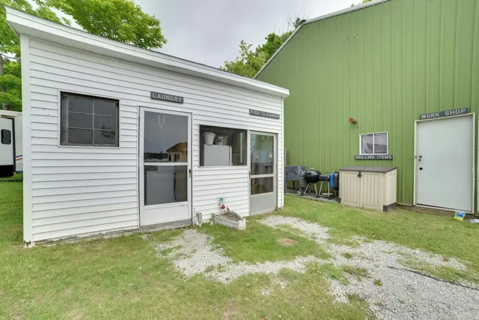 Sandy Beach & Sunset Views: Cedarville Cabin!