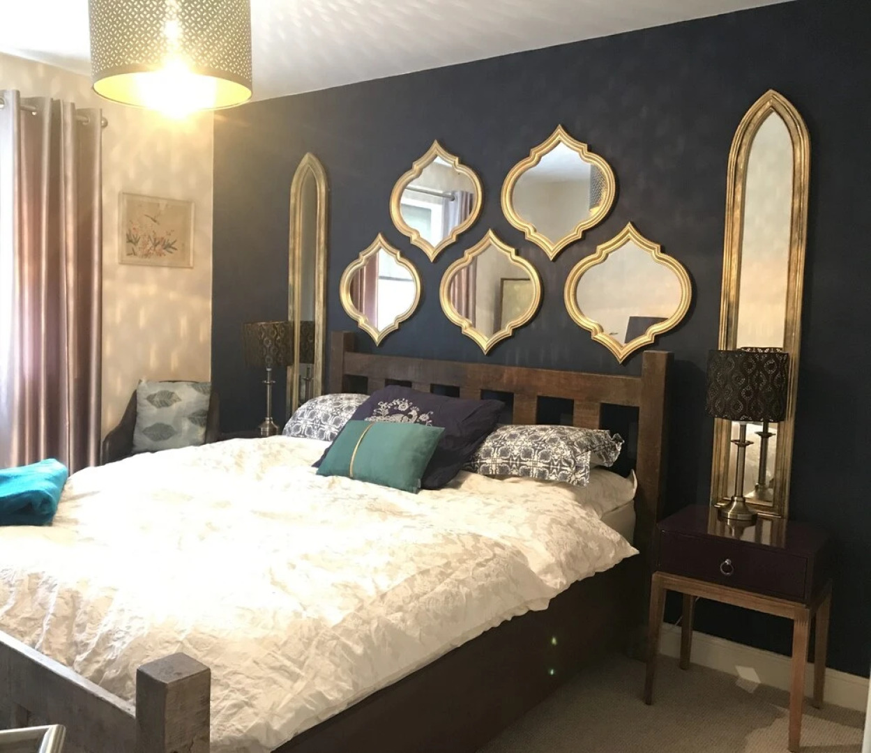Cosy Romantic Boutique King bed Apartment Nuneaton