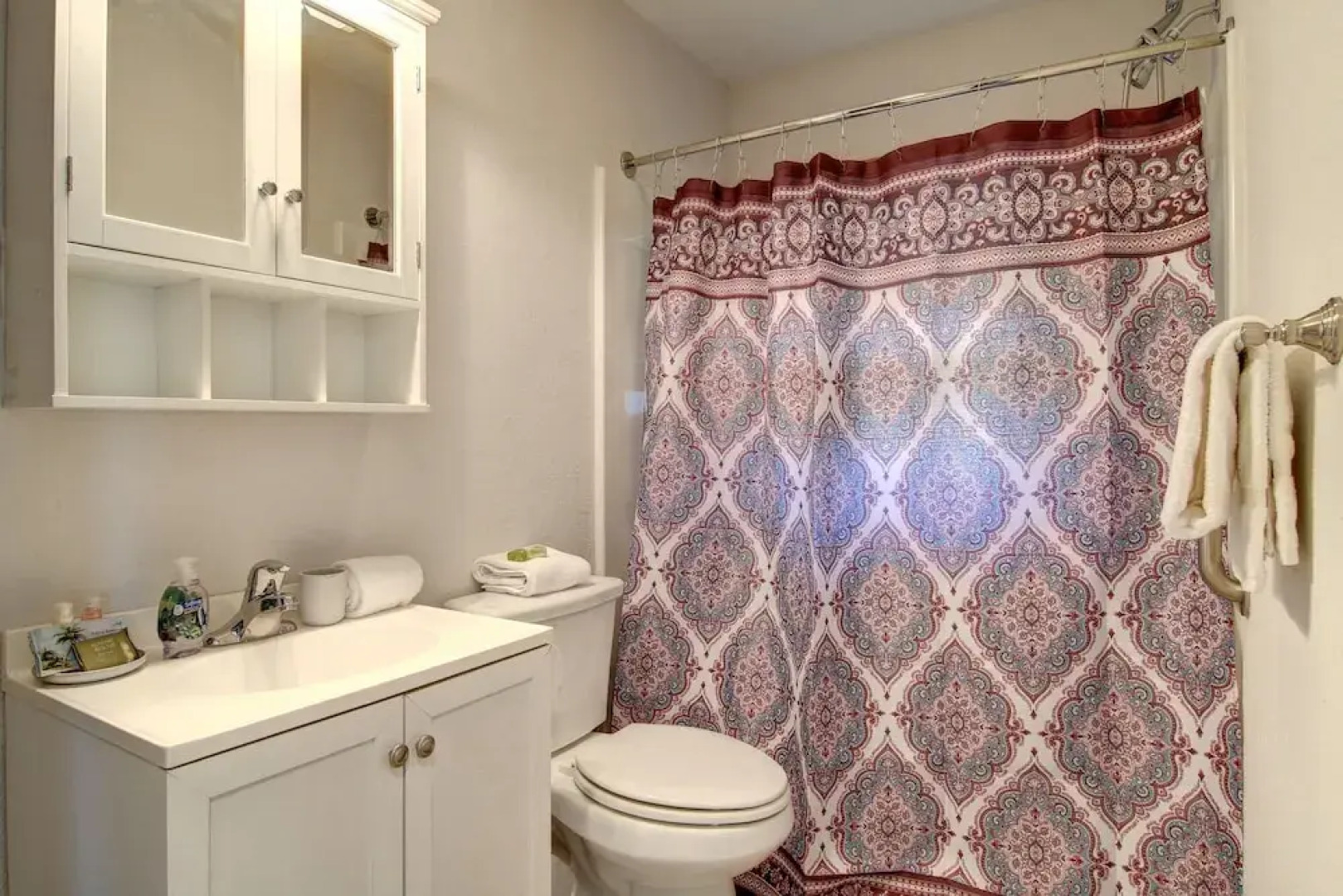 Pier Heaven 6031abc 9 Bedroom Home by RedAwning