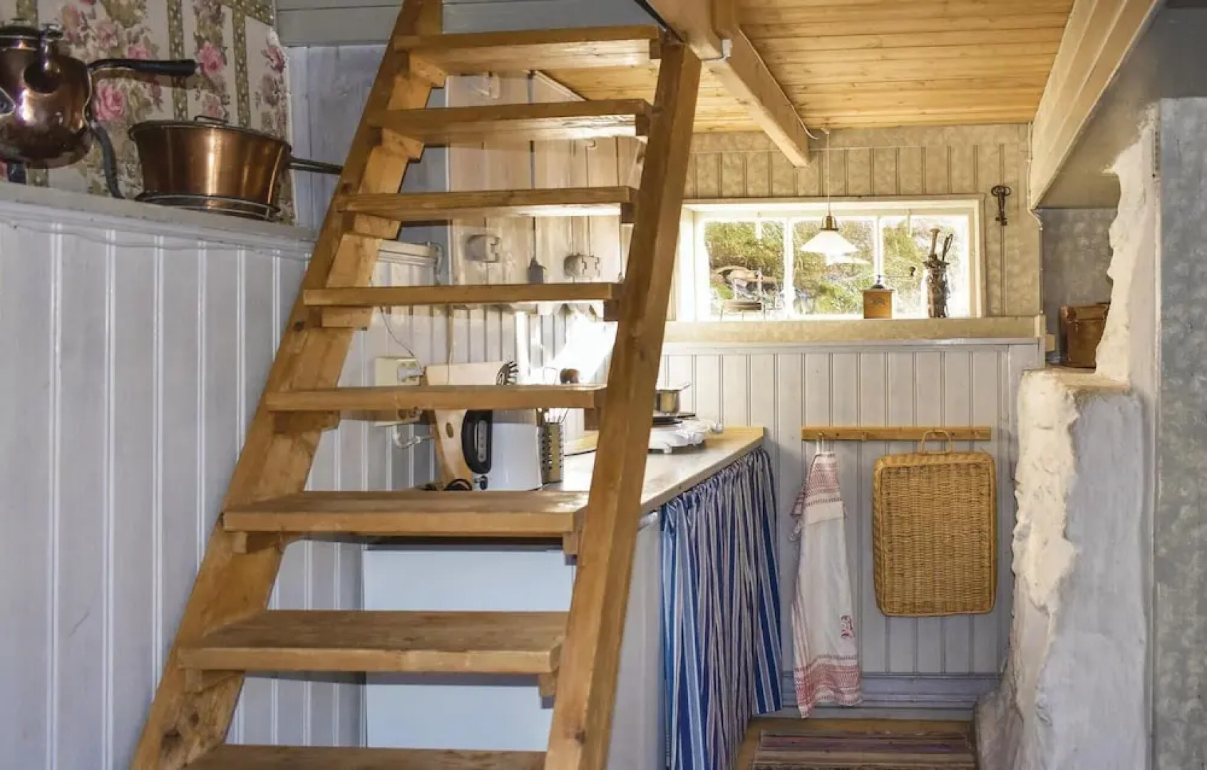 Nice Home in Huskvarna With 2 Bedrooms