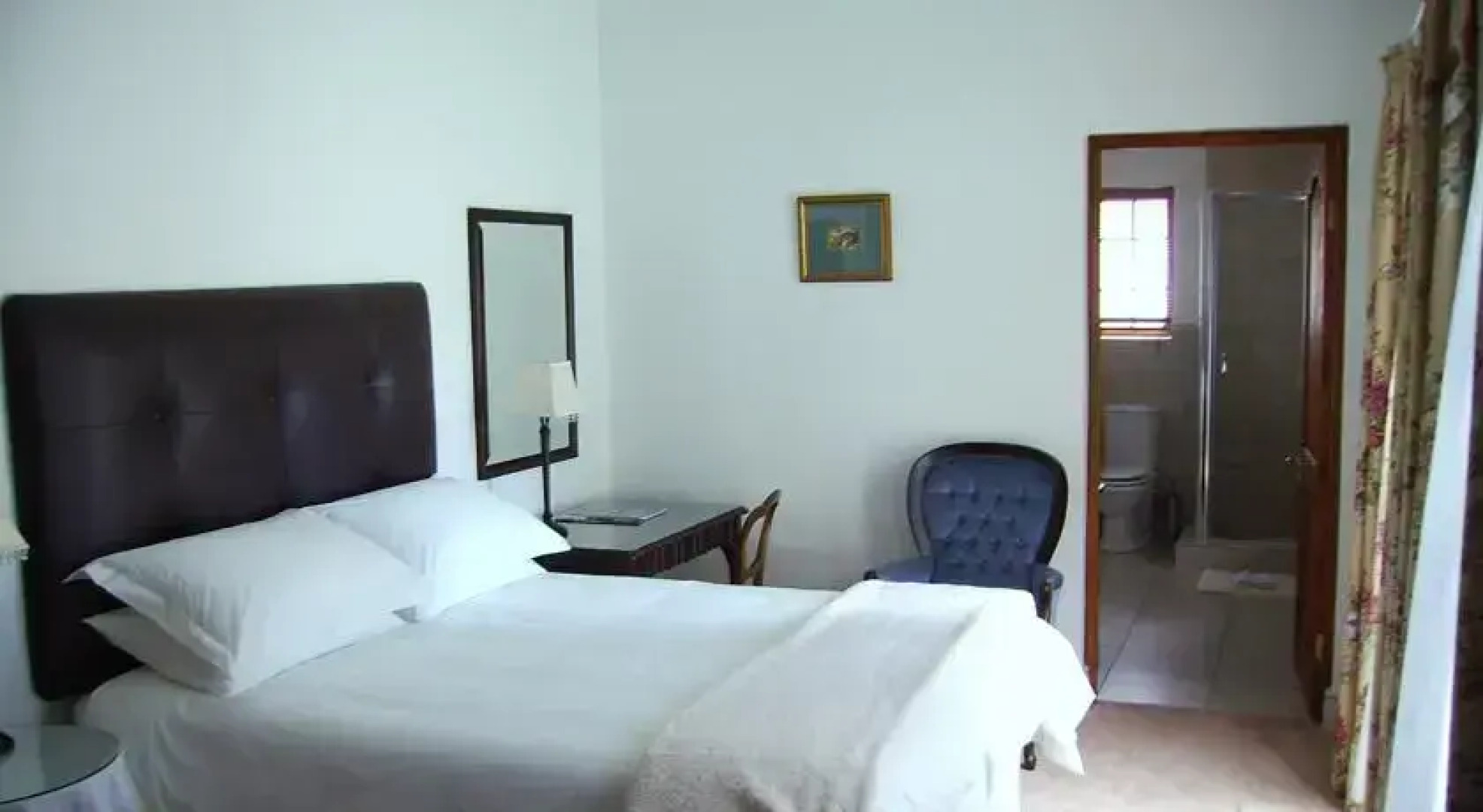 Hermanus Dorpshuys Guesthouse