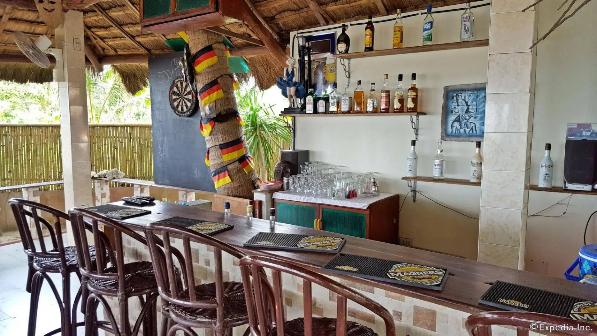 Cooper's Beach Resort