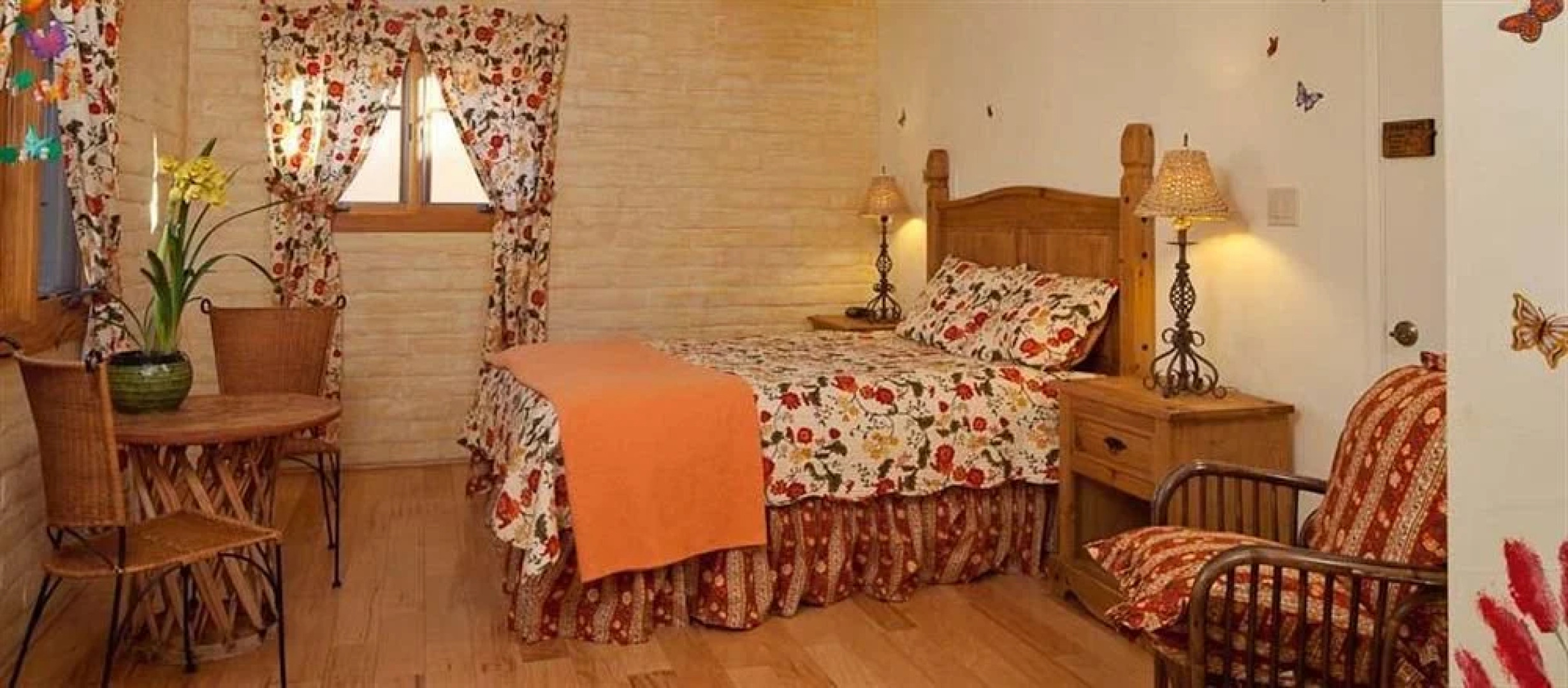 Sunglow Guest Ranch Resort