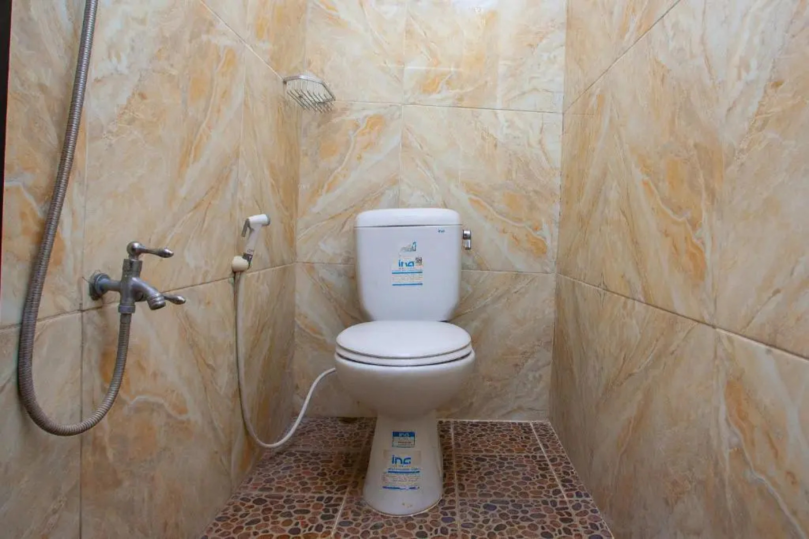 SPOT ON 2815 Hotel Damai