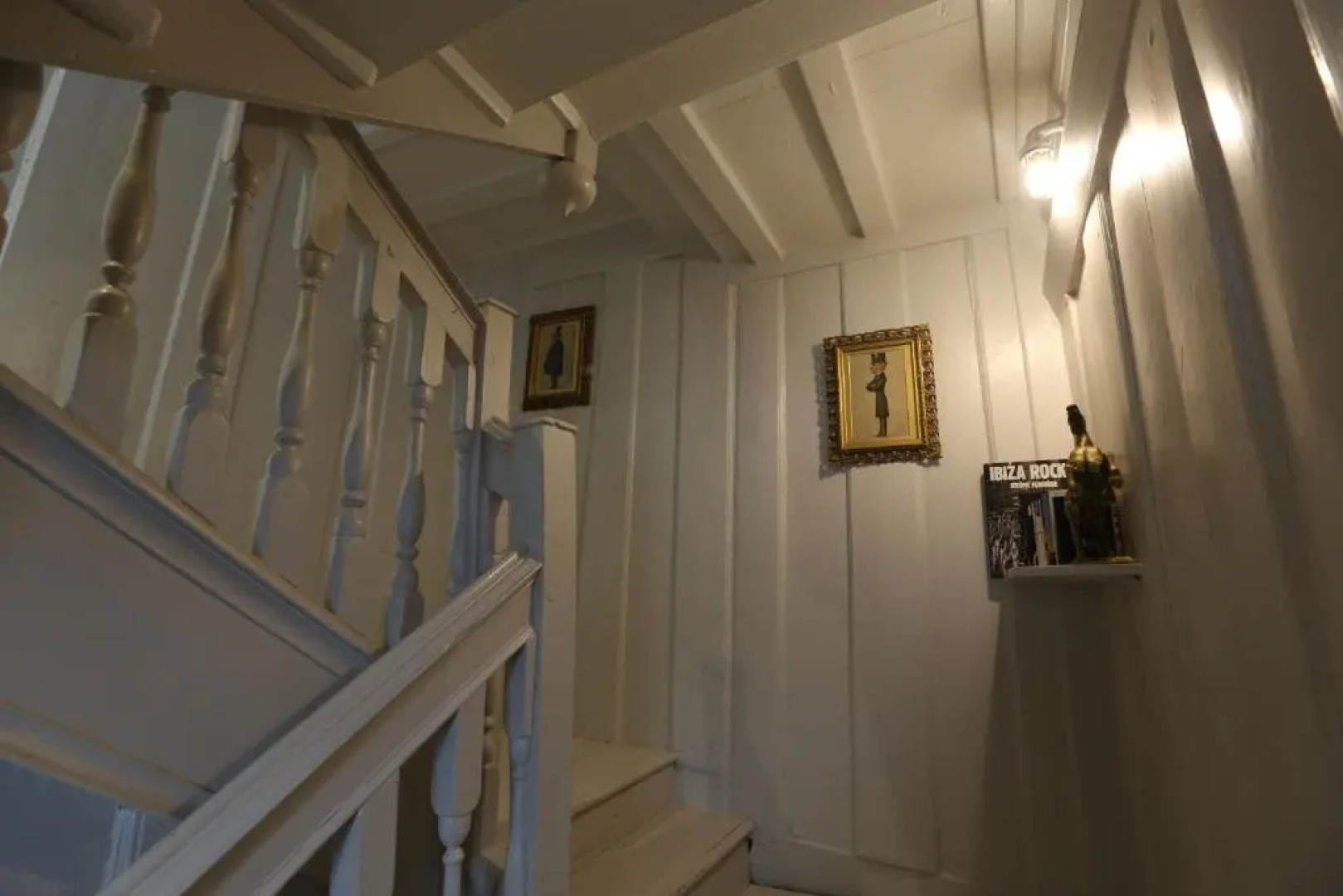 Monmouth House Apartments