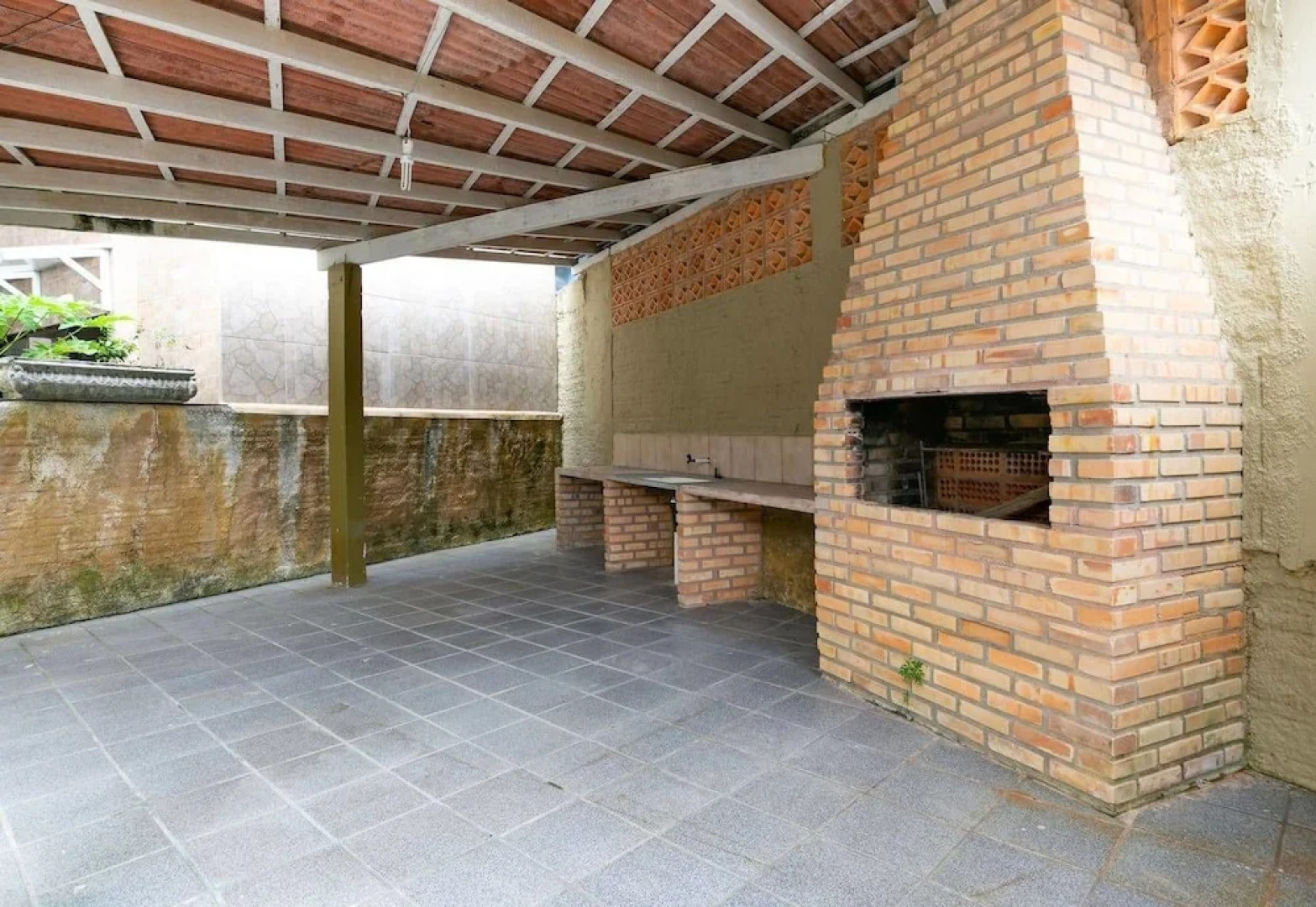 Pé na Areia! Ao Lado do Centrinho da Guarda!