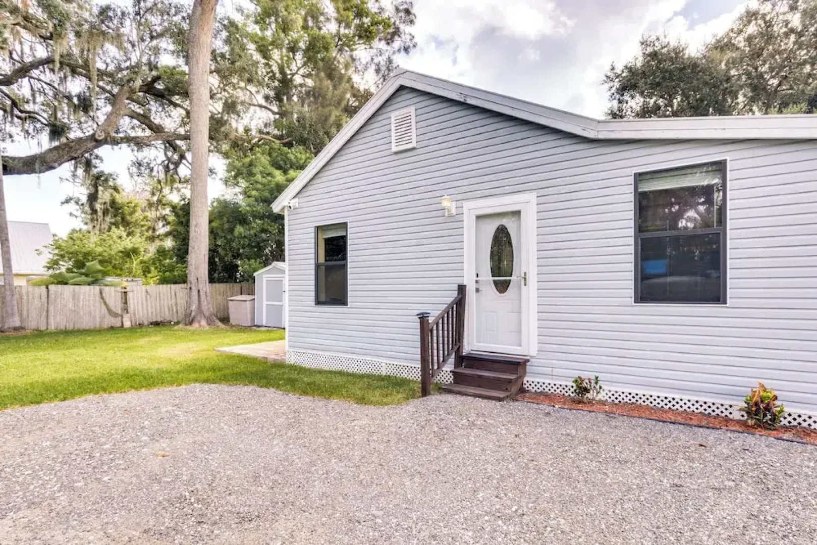 St Cloud Vacation Rental - Walk to Lakefront Park!